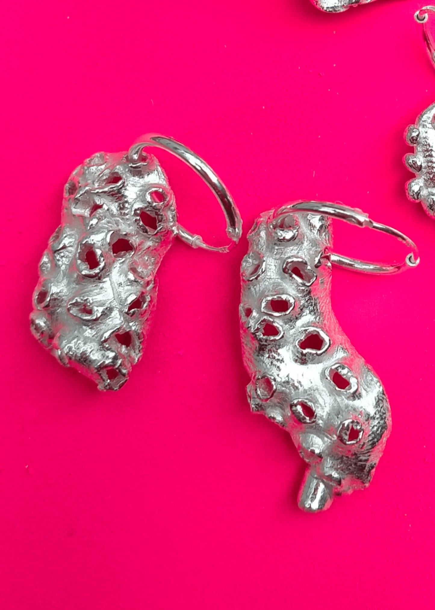 Flora Bird Berry sleeper earrings