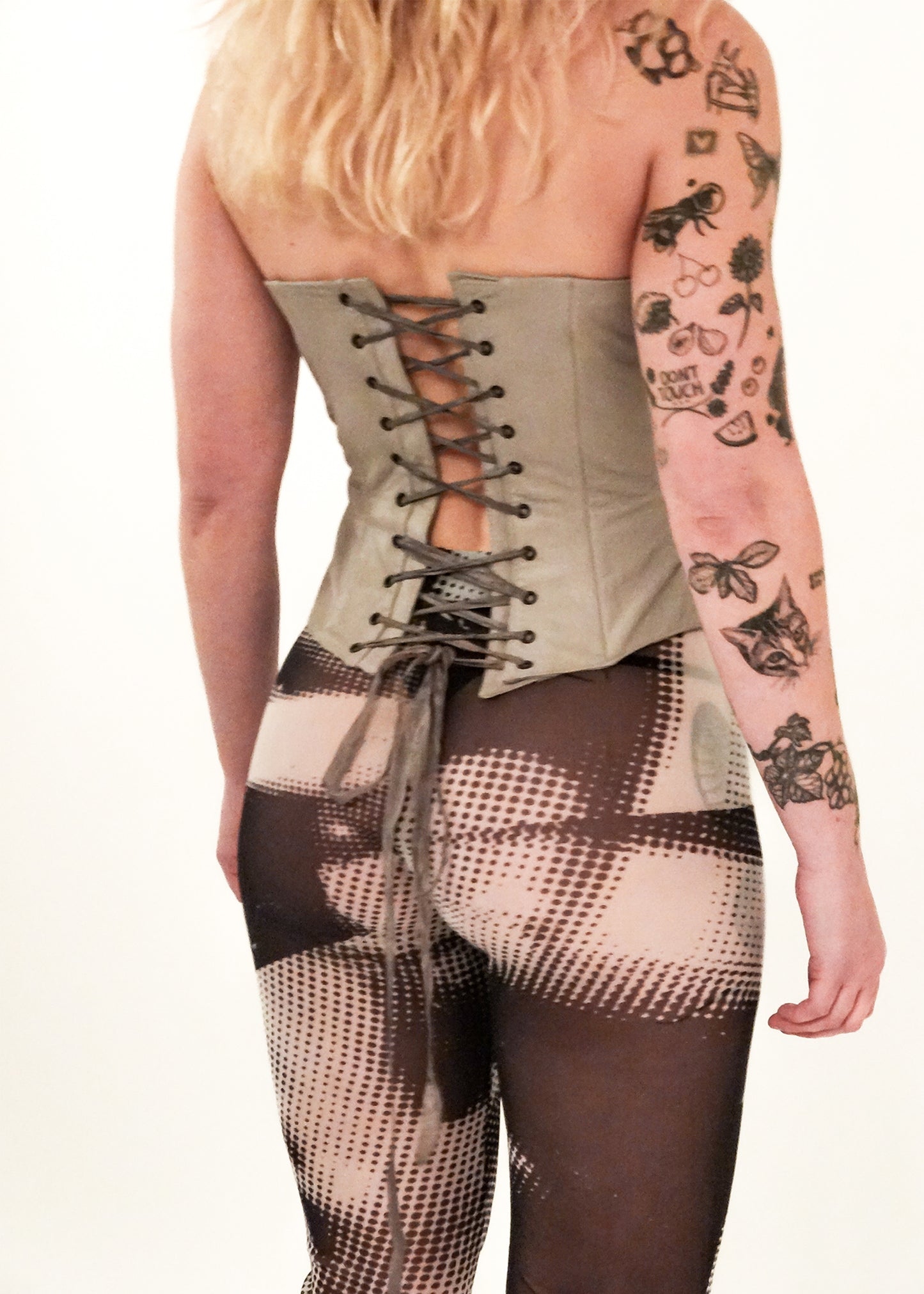 Lambskin leather corset with zipper detailing