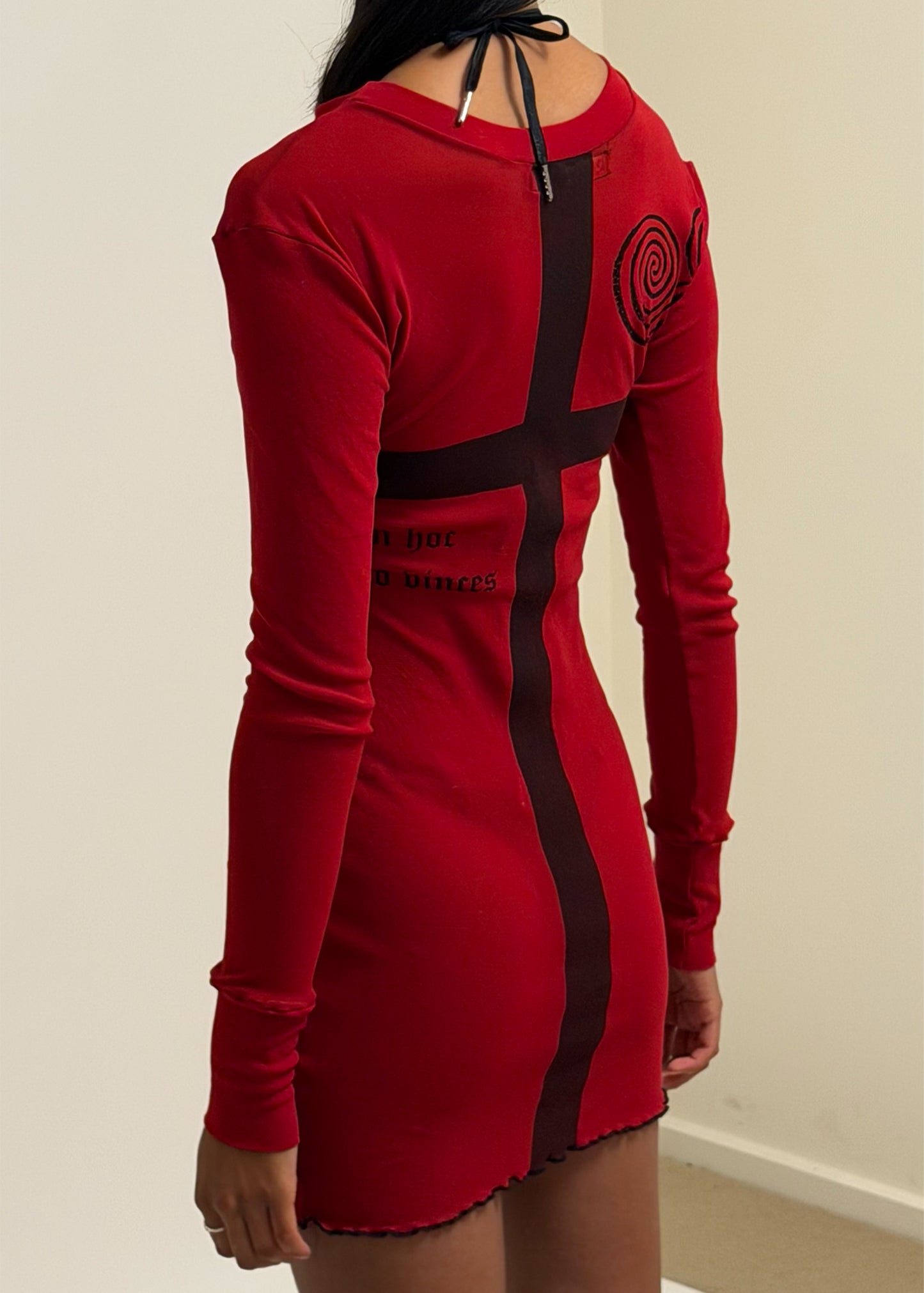 Cross print mesh mini dress- red