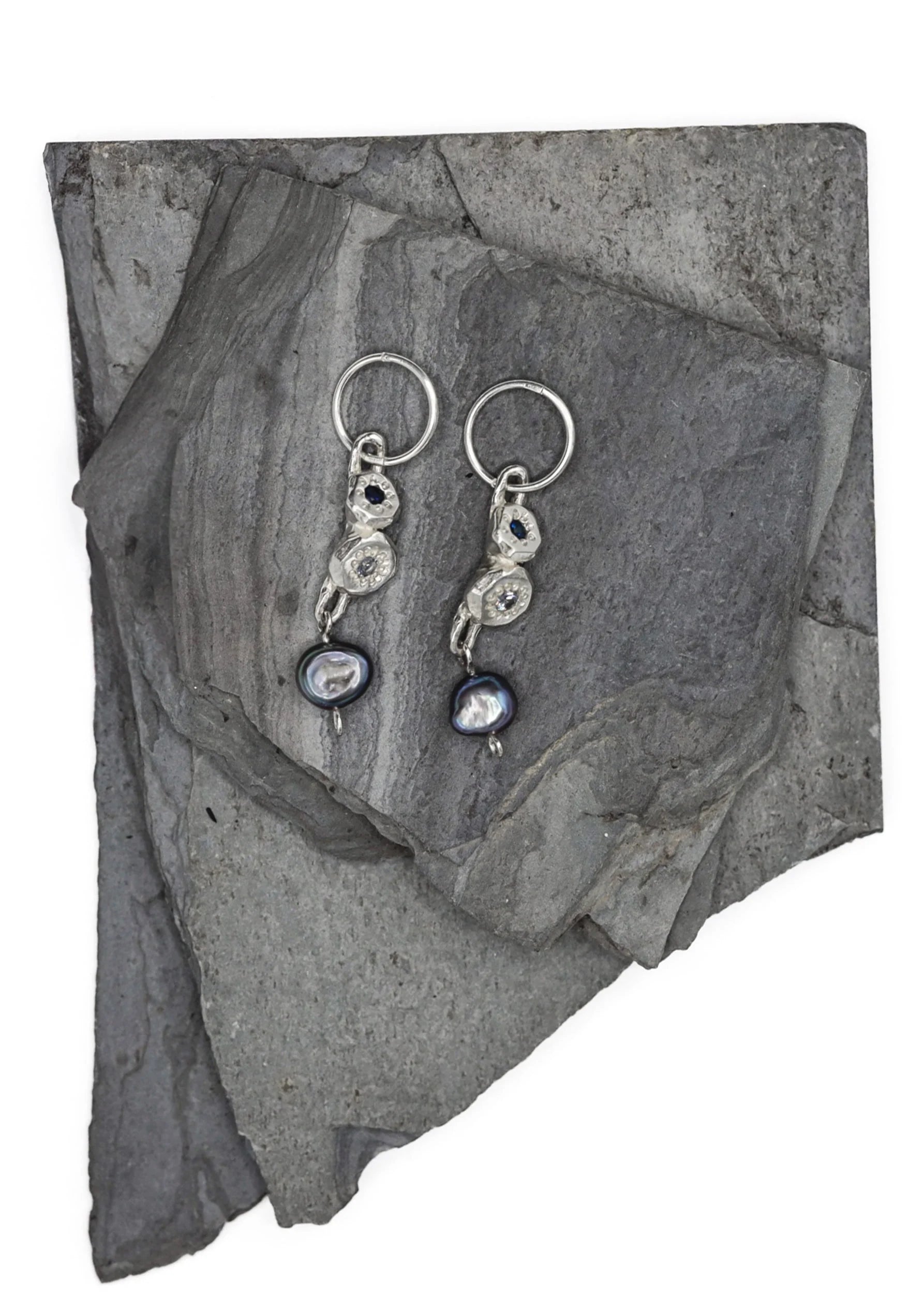 Mothmade Jewels Dark Gem Boulder Sleepers