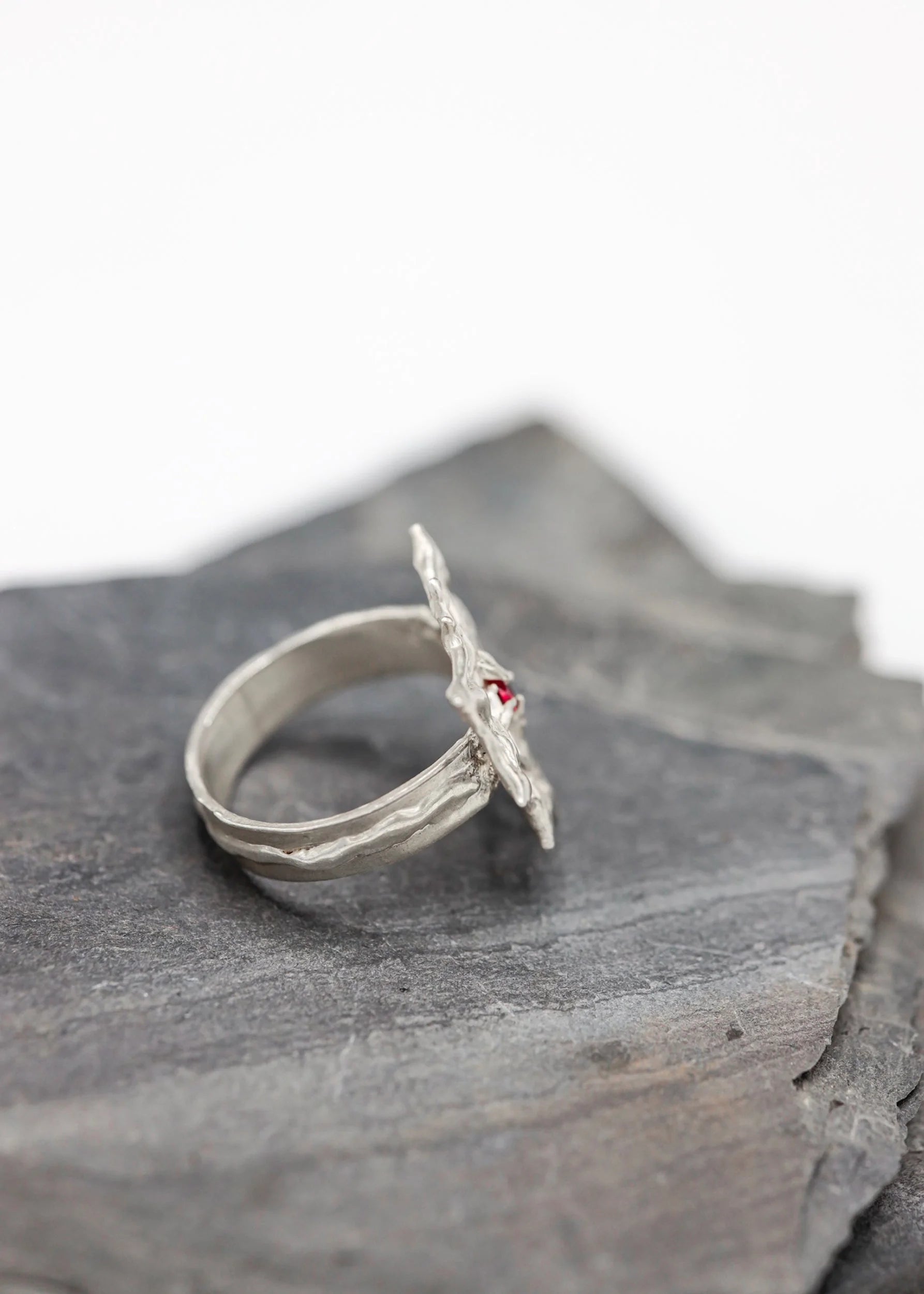 Prototype Heart web ring