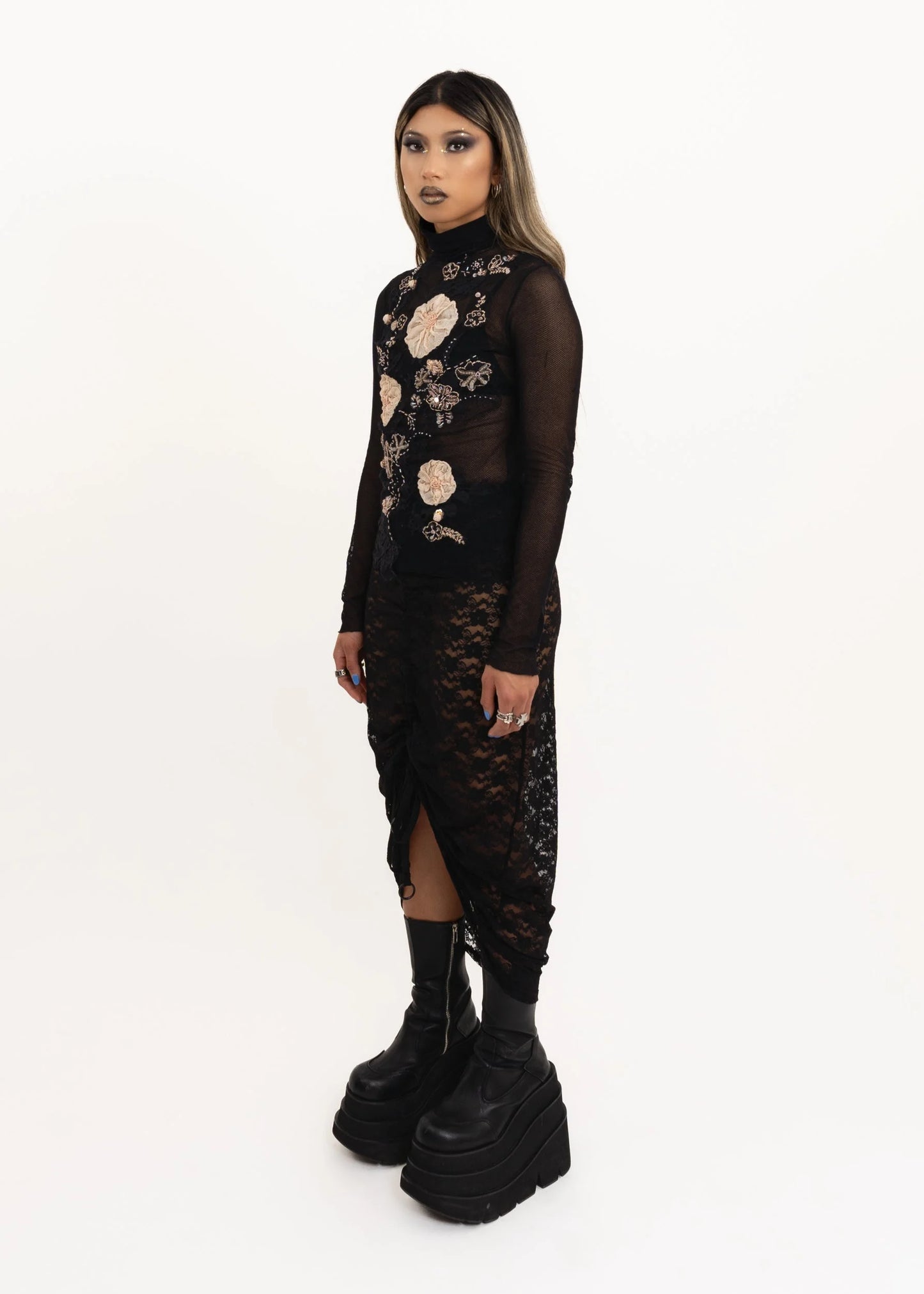 Bizarre Bazaar Japanese vintage floral appliqué mesh top