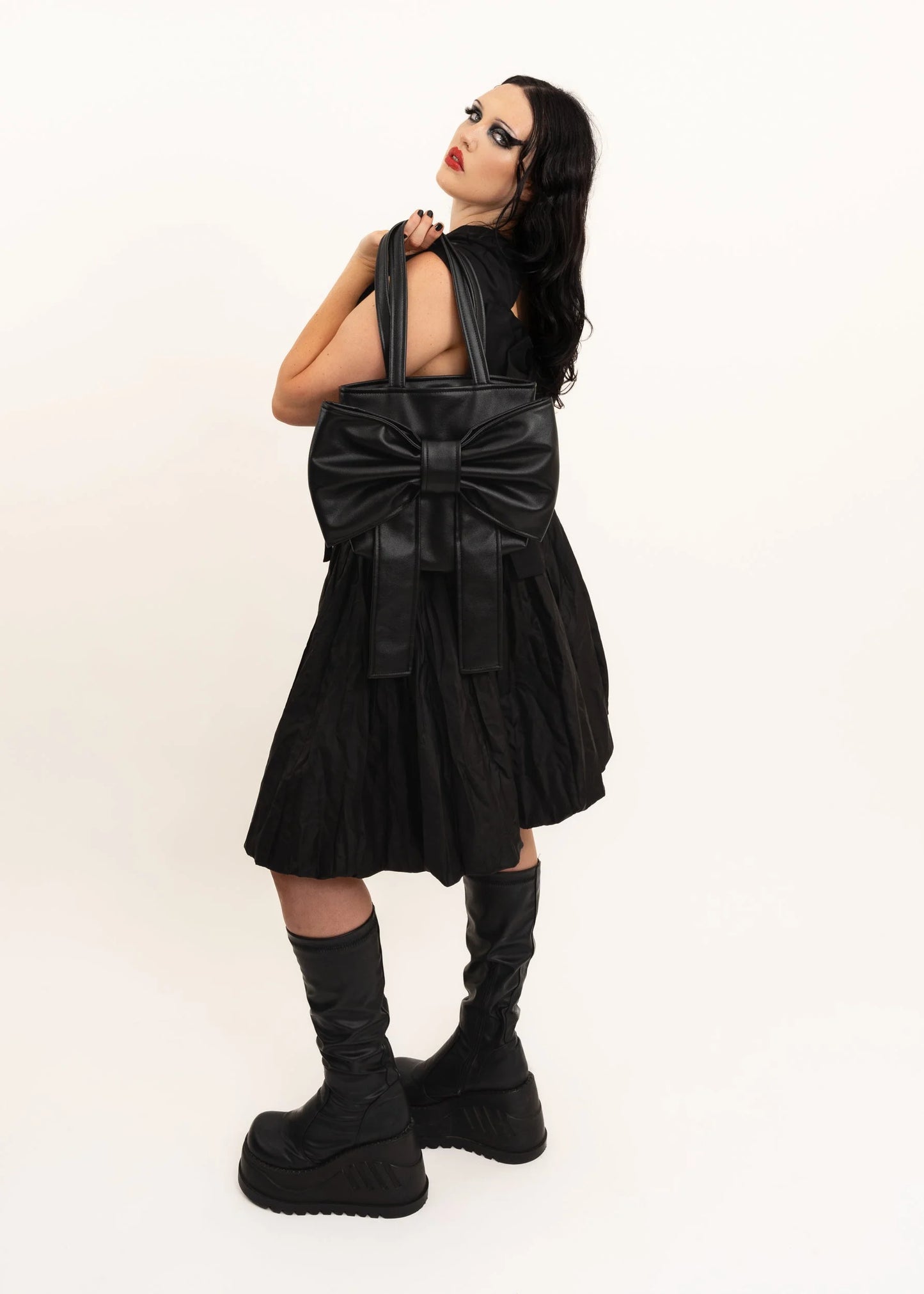 Caitlin Snell Market bag- black PVC