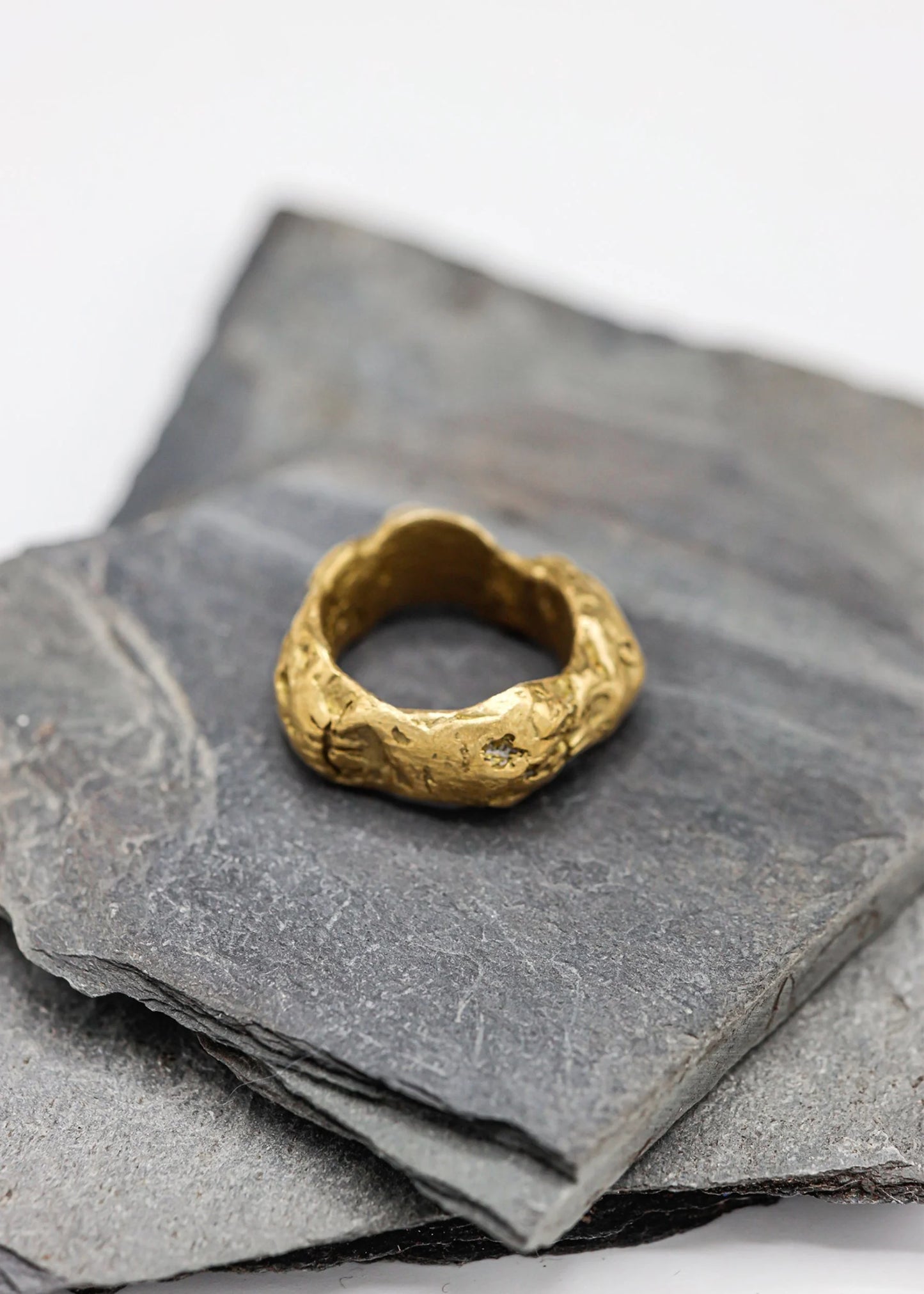 Cameleon Shines Melting skull ring