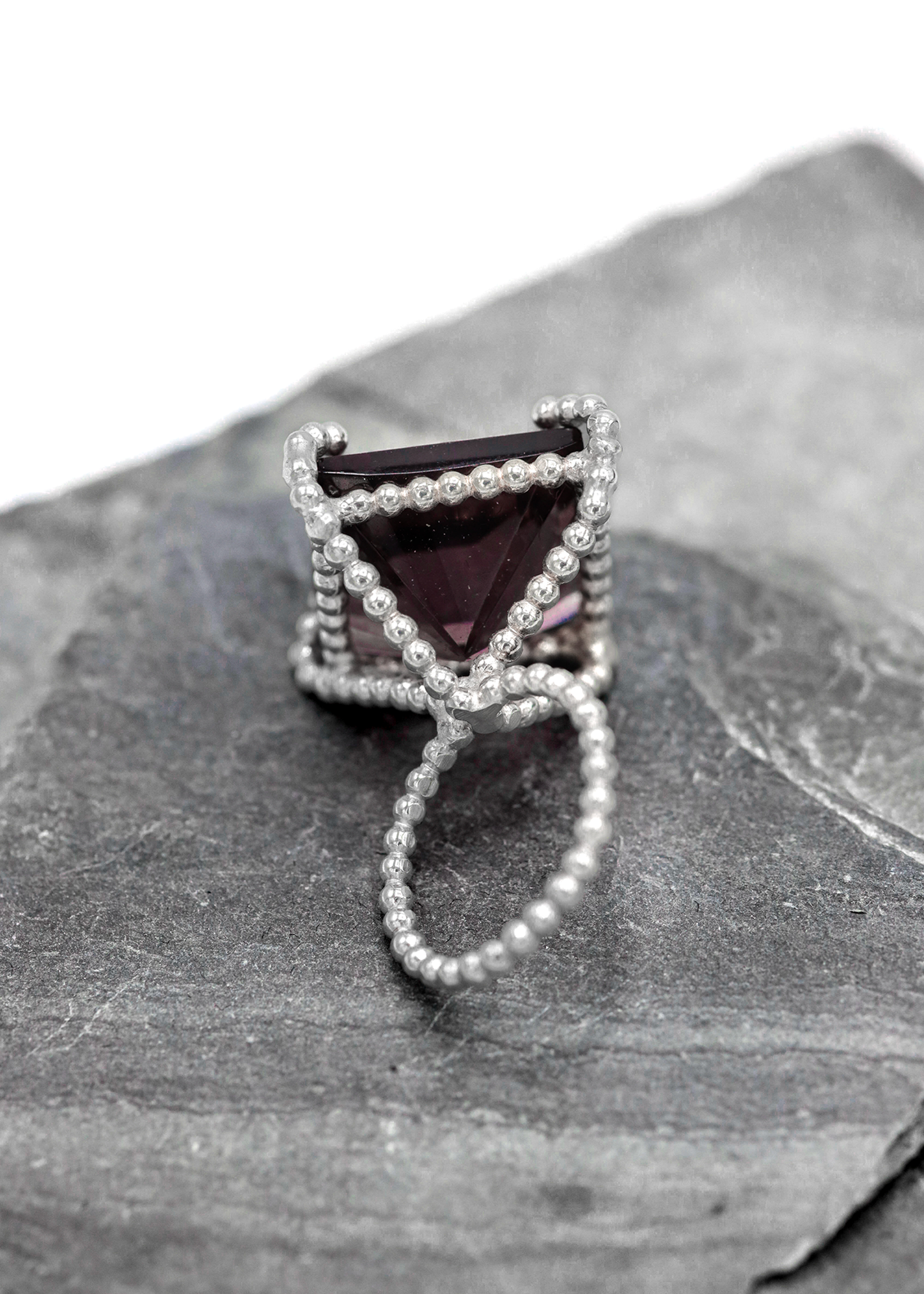 Kick in the Eye Party Ring Bizarre Bazaar