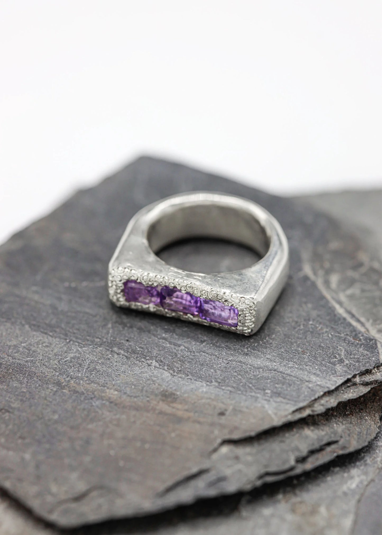 Maxx Jewels Ring #1 ’Amethyst’