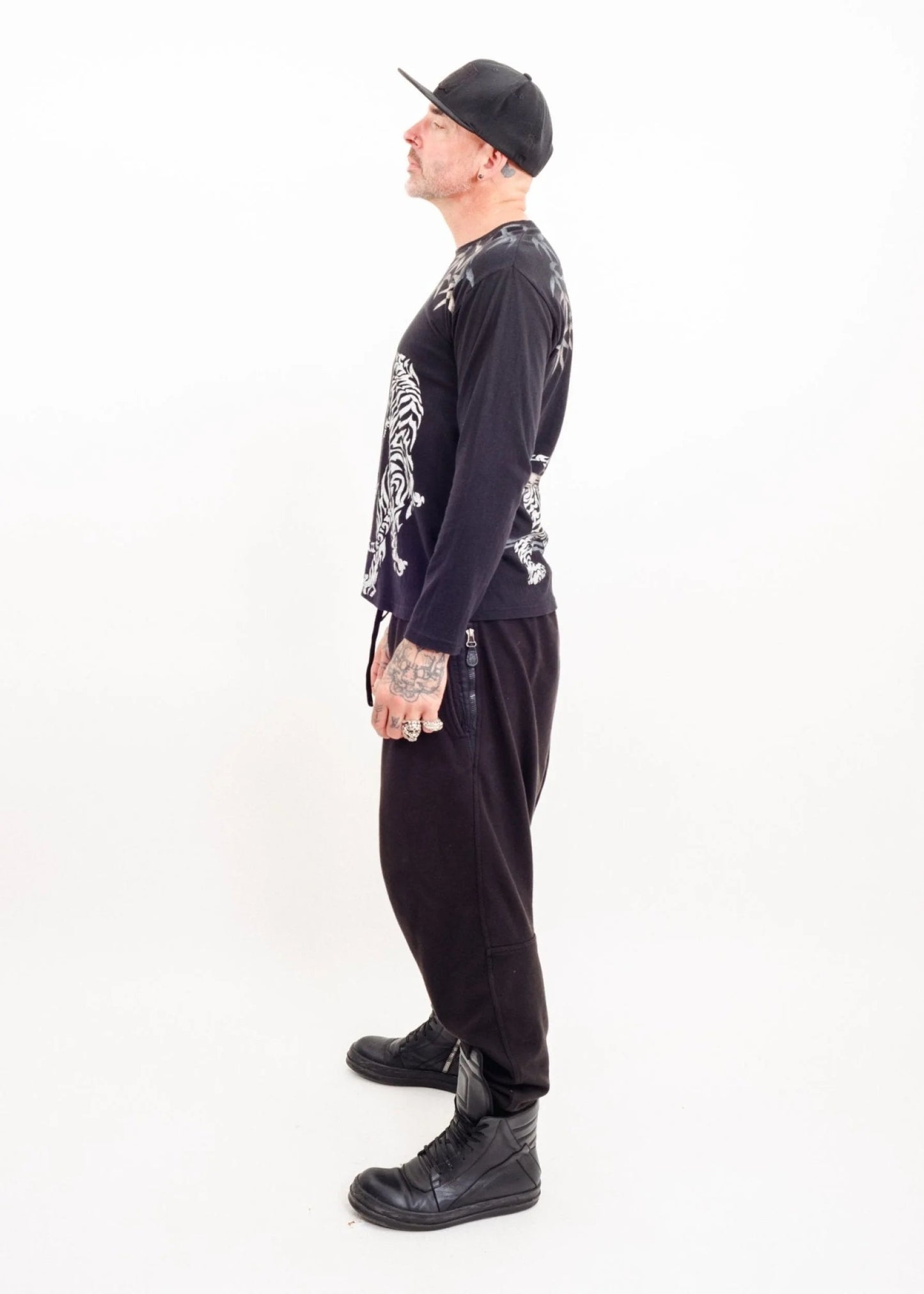 Bullet Noise Sparkly tiger graphic tee