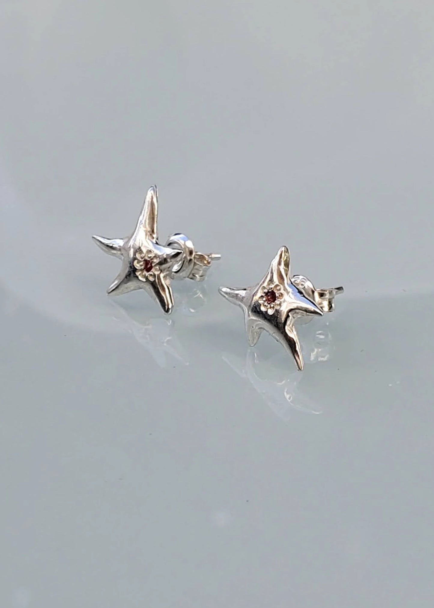 Mothmade Jewels Star stud earrings