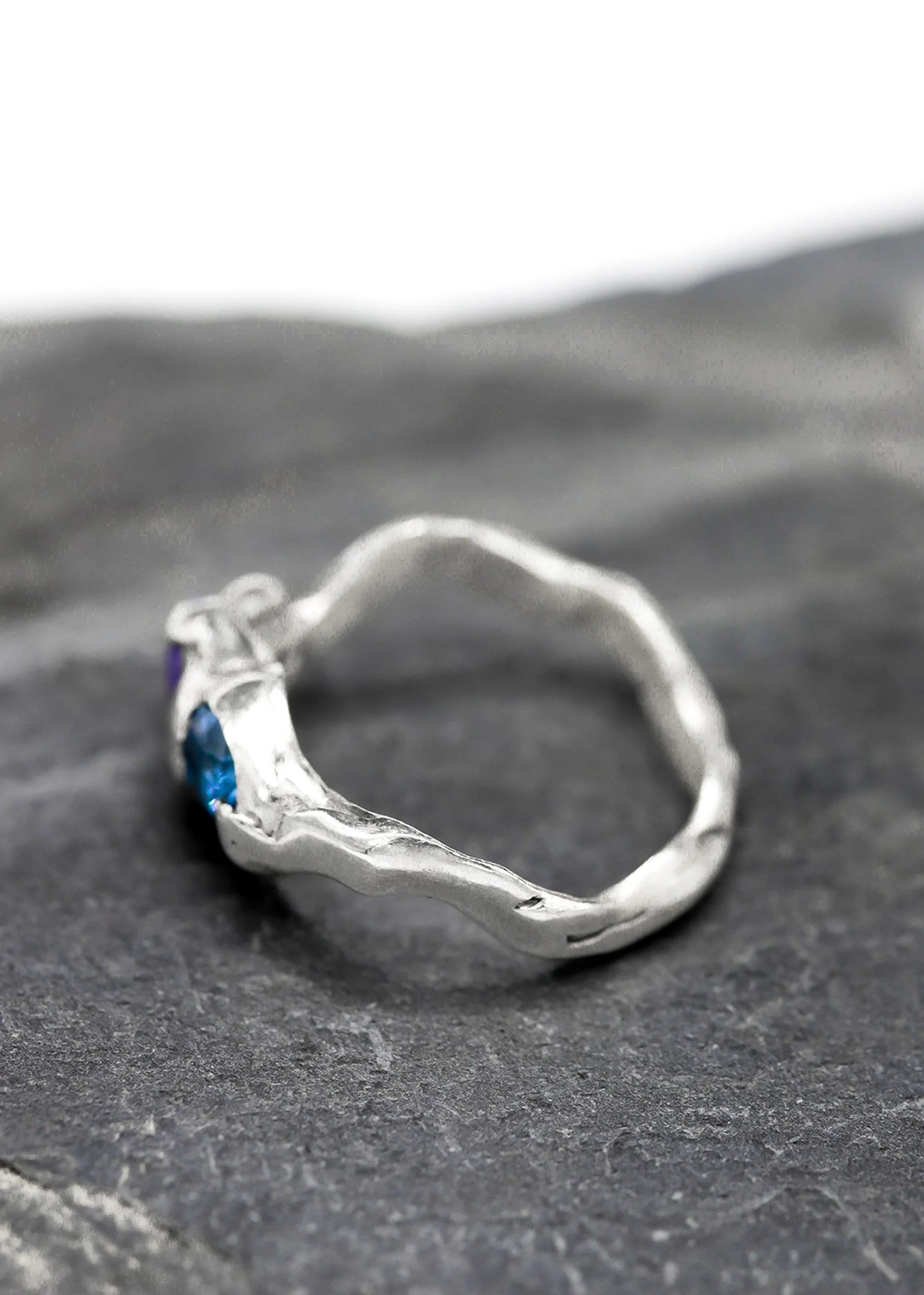 Venom Gemz Violet Seaz ring