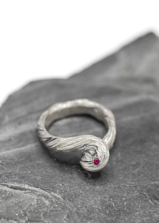 Thorn Jewellery Vortex Twist Ring