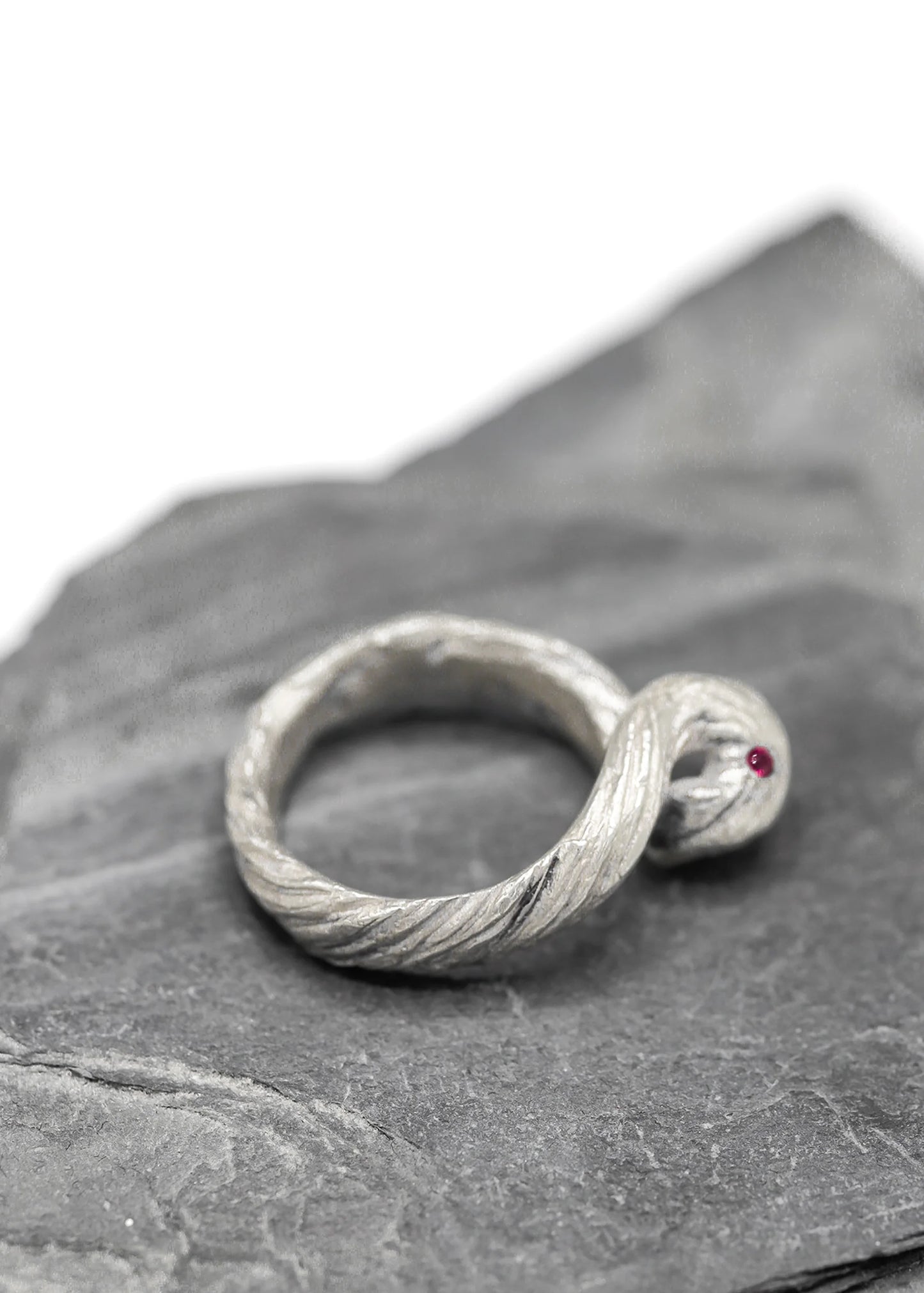 Thorn Jewellery Vortex Twist Ring
