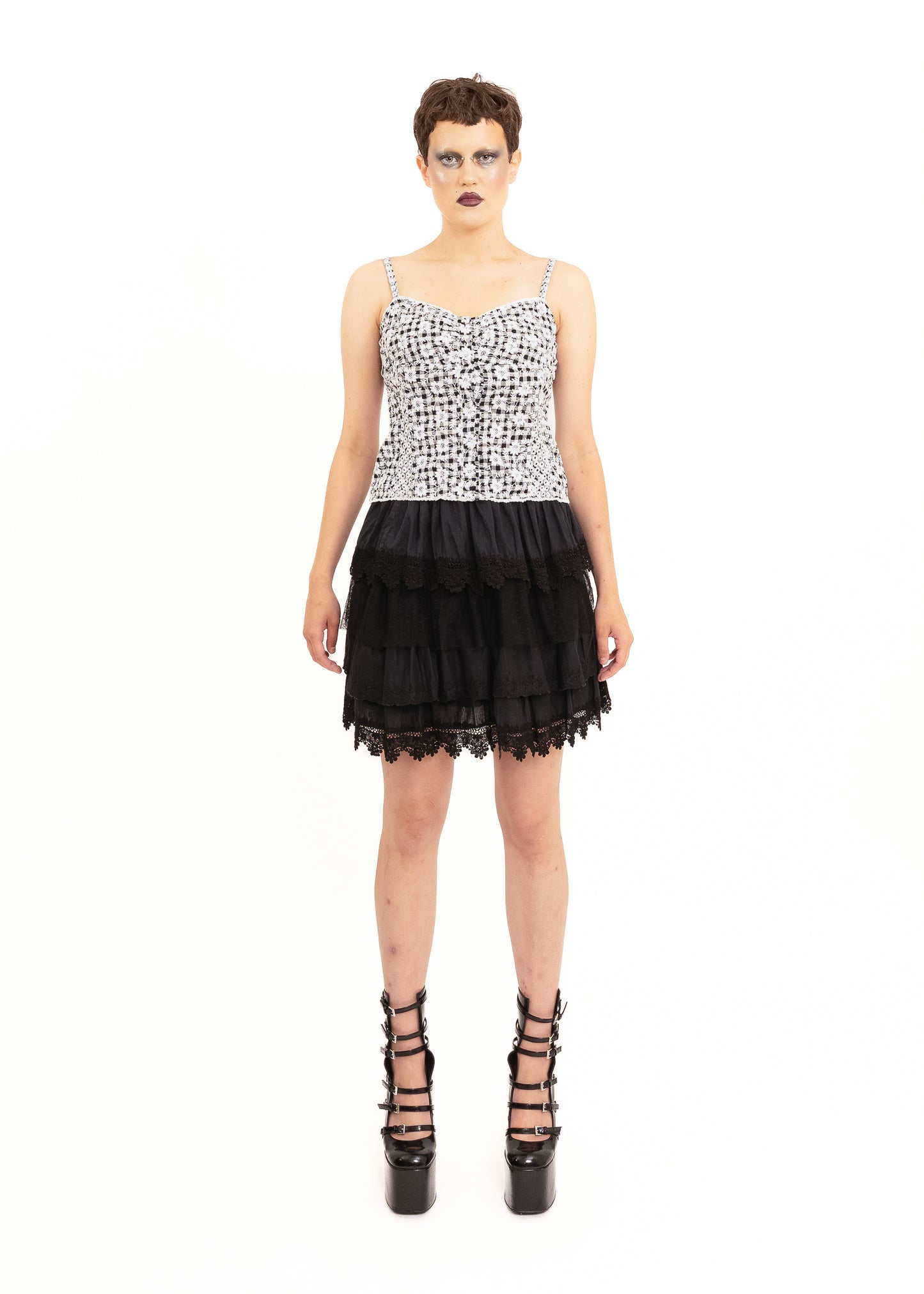 Gingham daisy trimmed bustier
