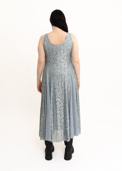 Lace maxi dress with godet pleats
