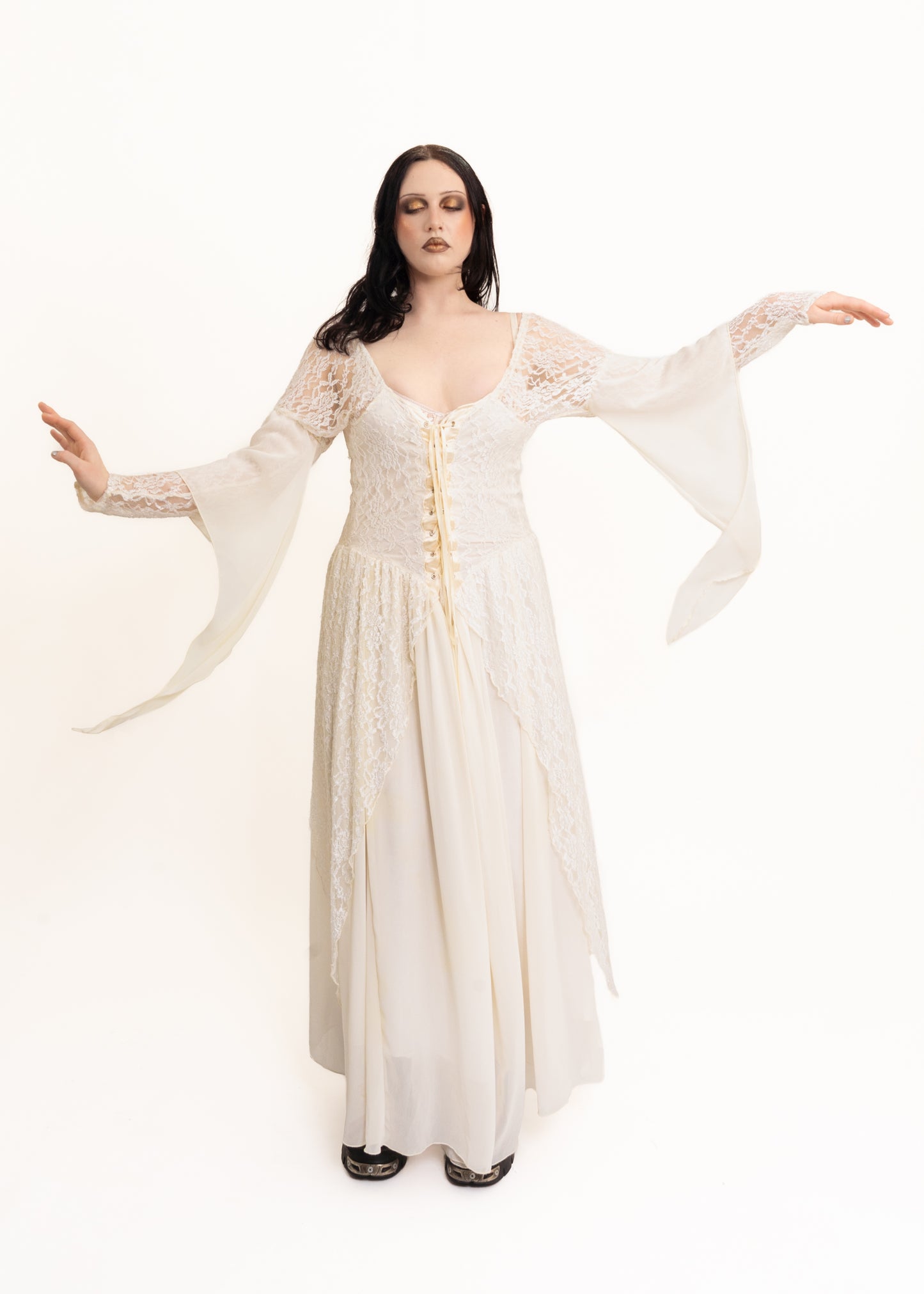 Lace flared sleeve dress