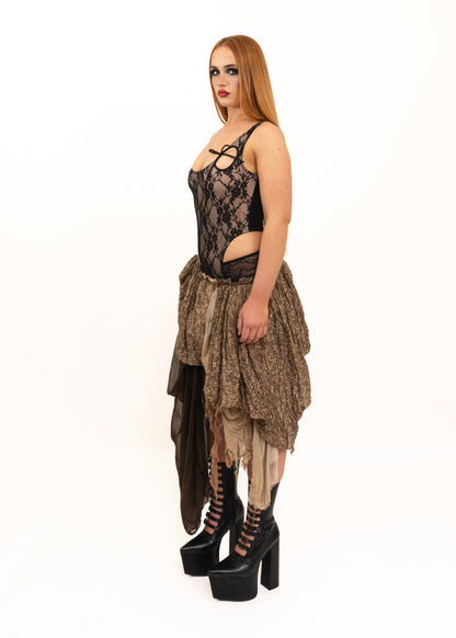 Fresco asymmetric skirt