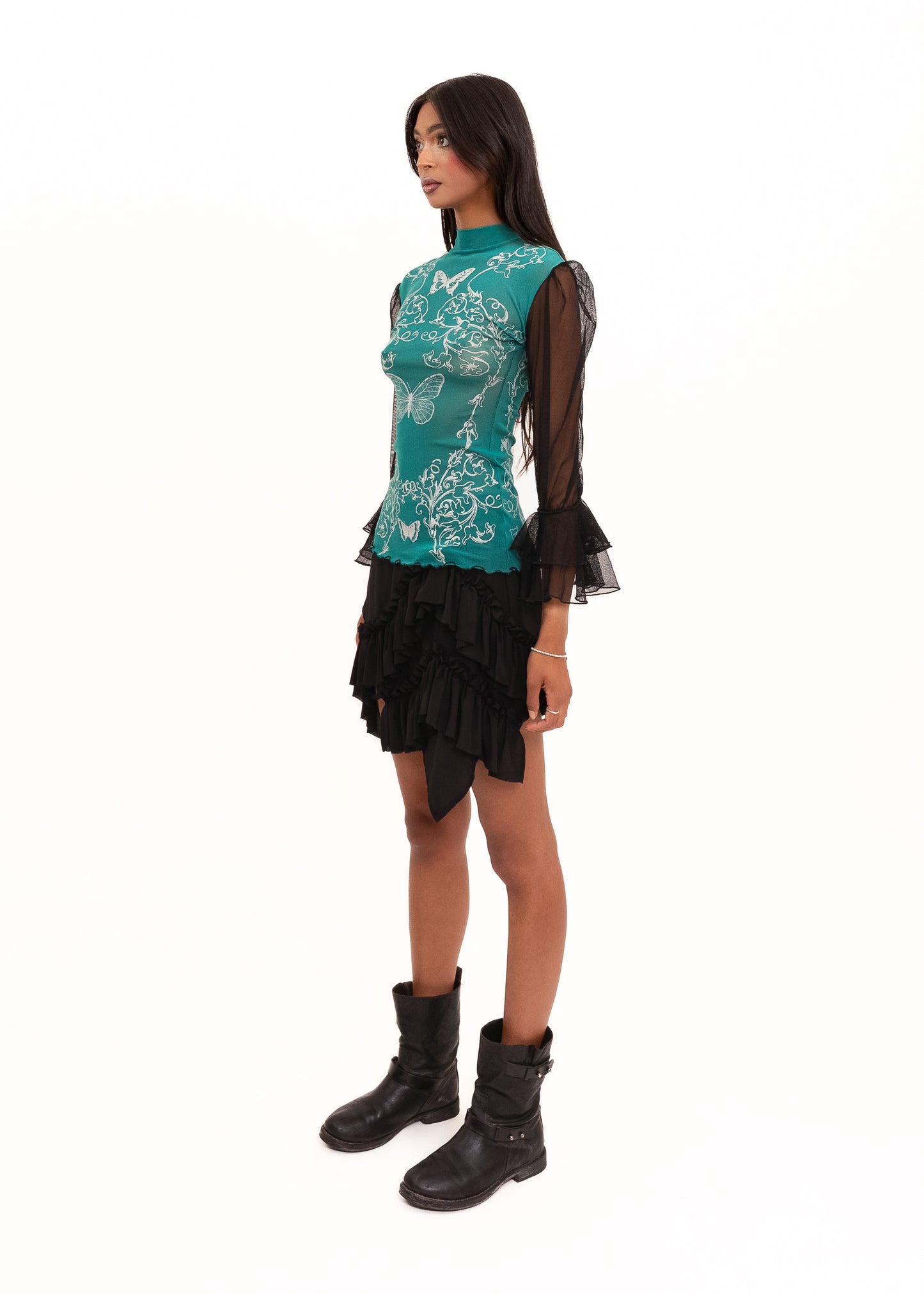 Ornate/ butterfly print frill sleeve mesh top