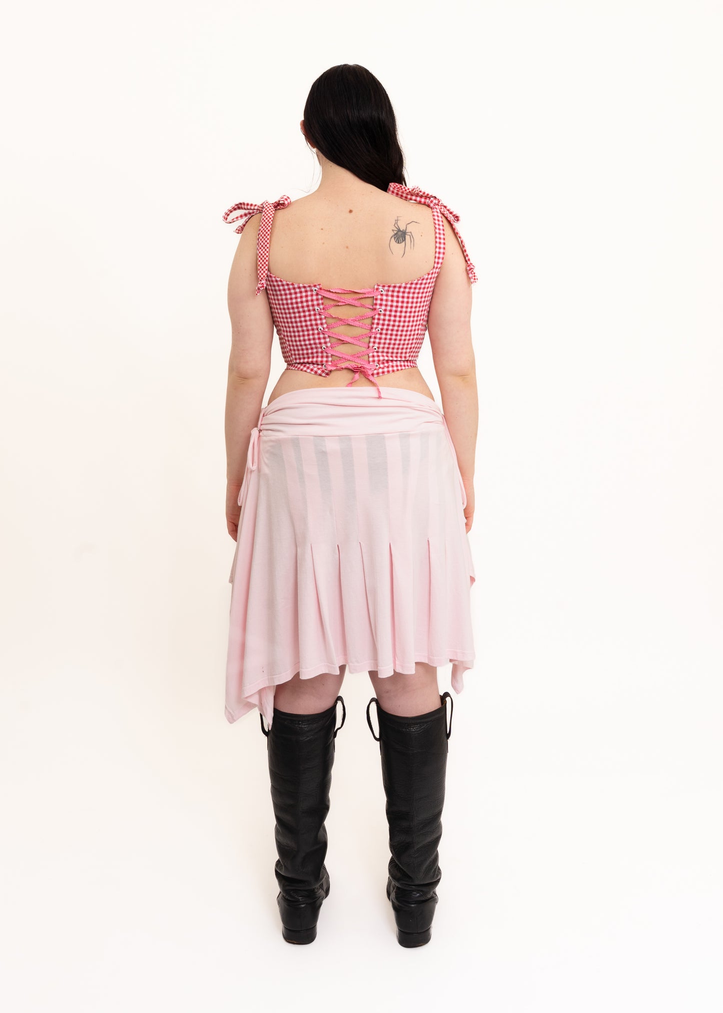 Gingham corset with lace trim