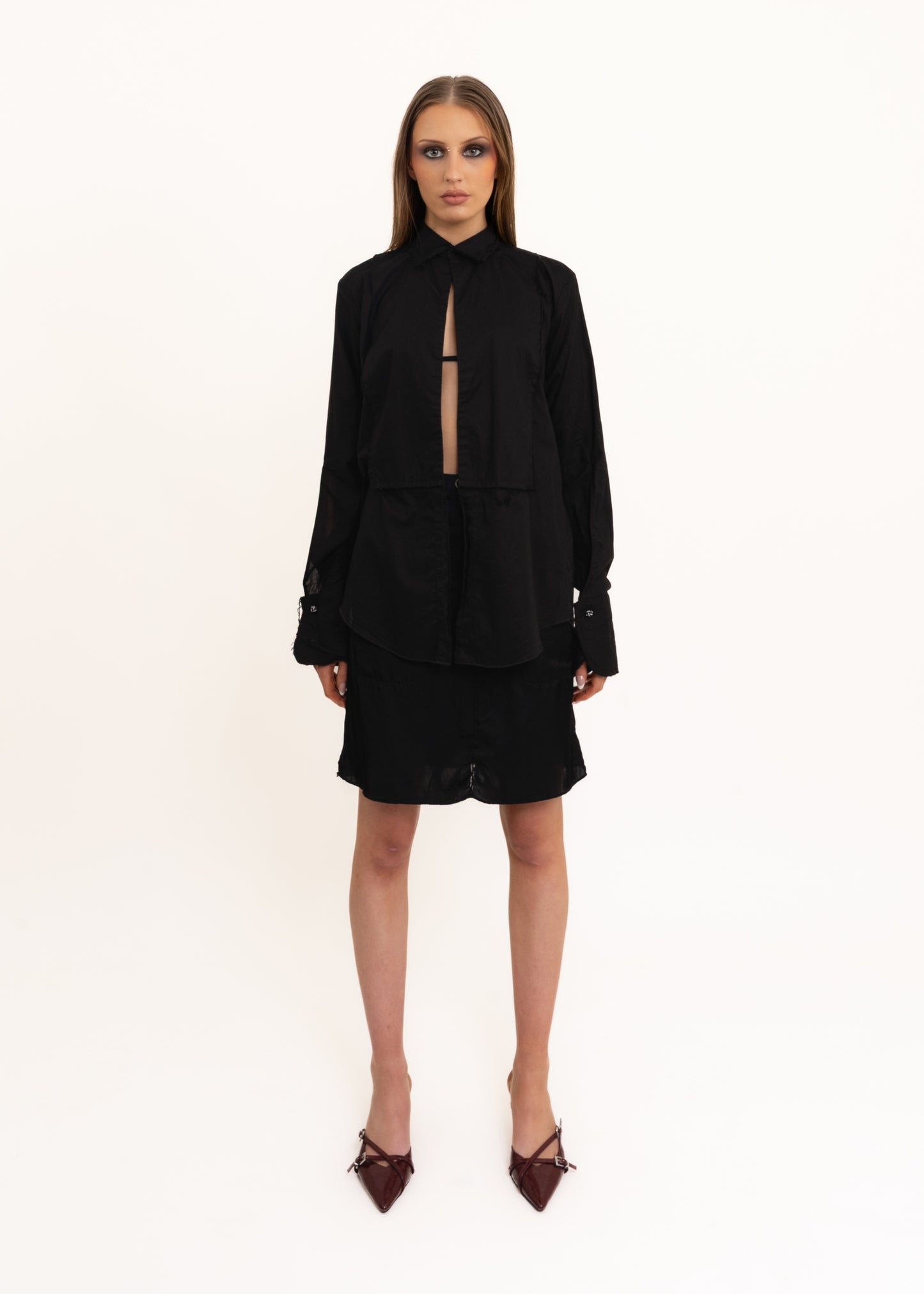 Open front collared shirt with raw hems