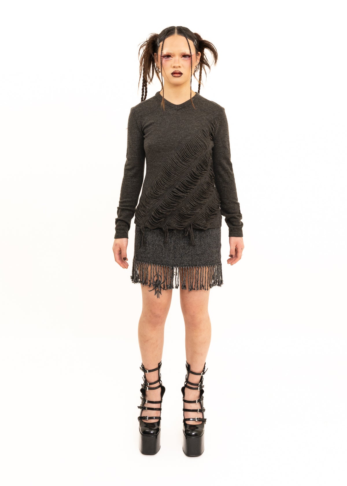 Japanese 2000s vintage fringe trim mini skirt