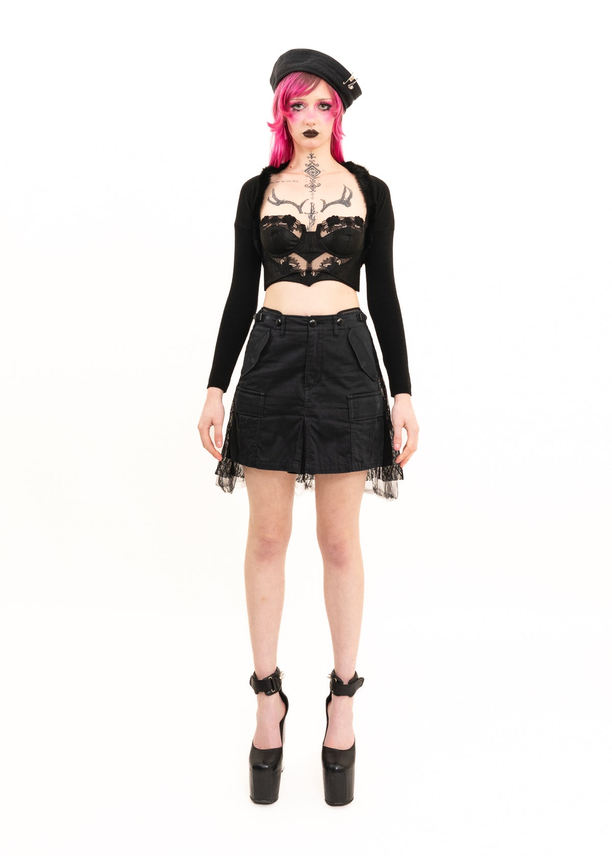 Cargo mini skirt with lace back