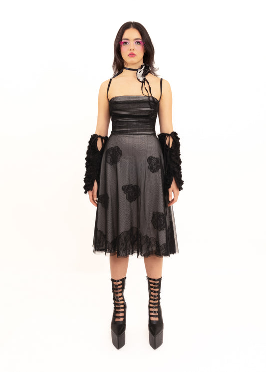 Tulle dress with rosette appliqué