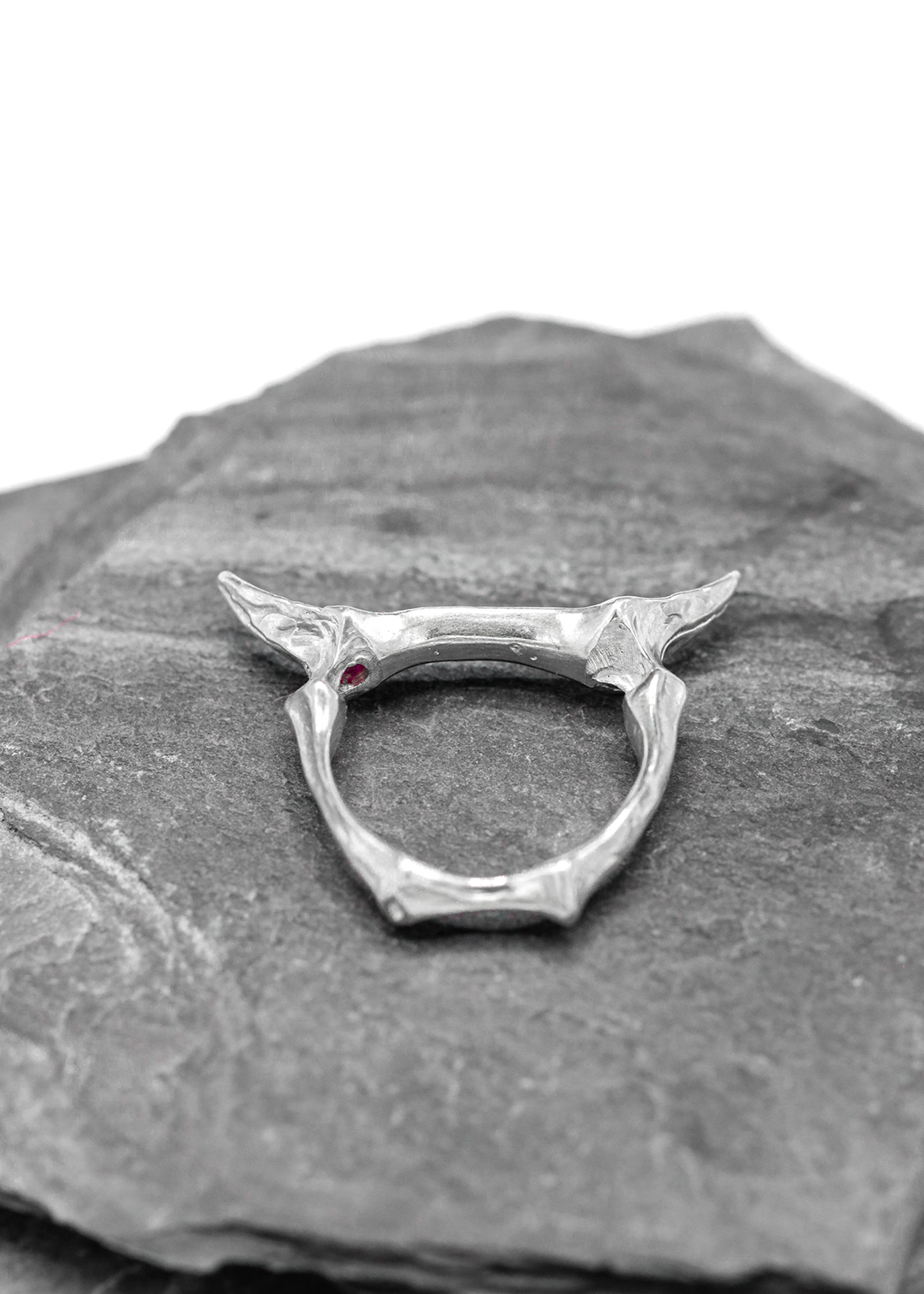 Horned ruby ring