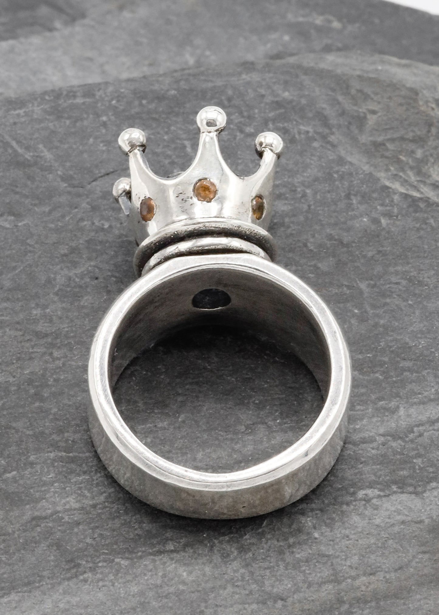 Red Queen ring