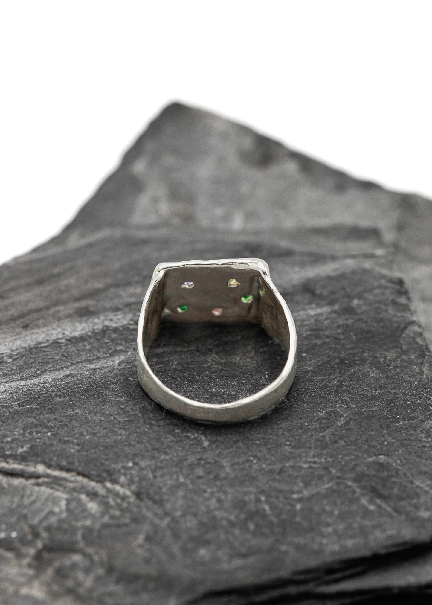 Solitude signet ring