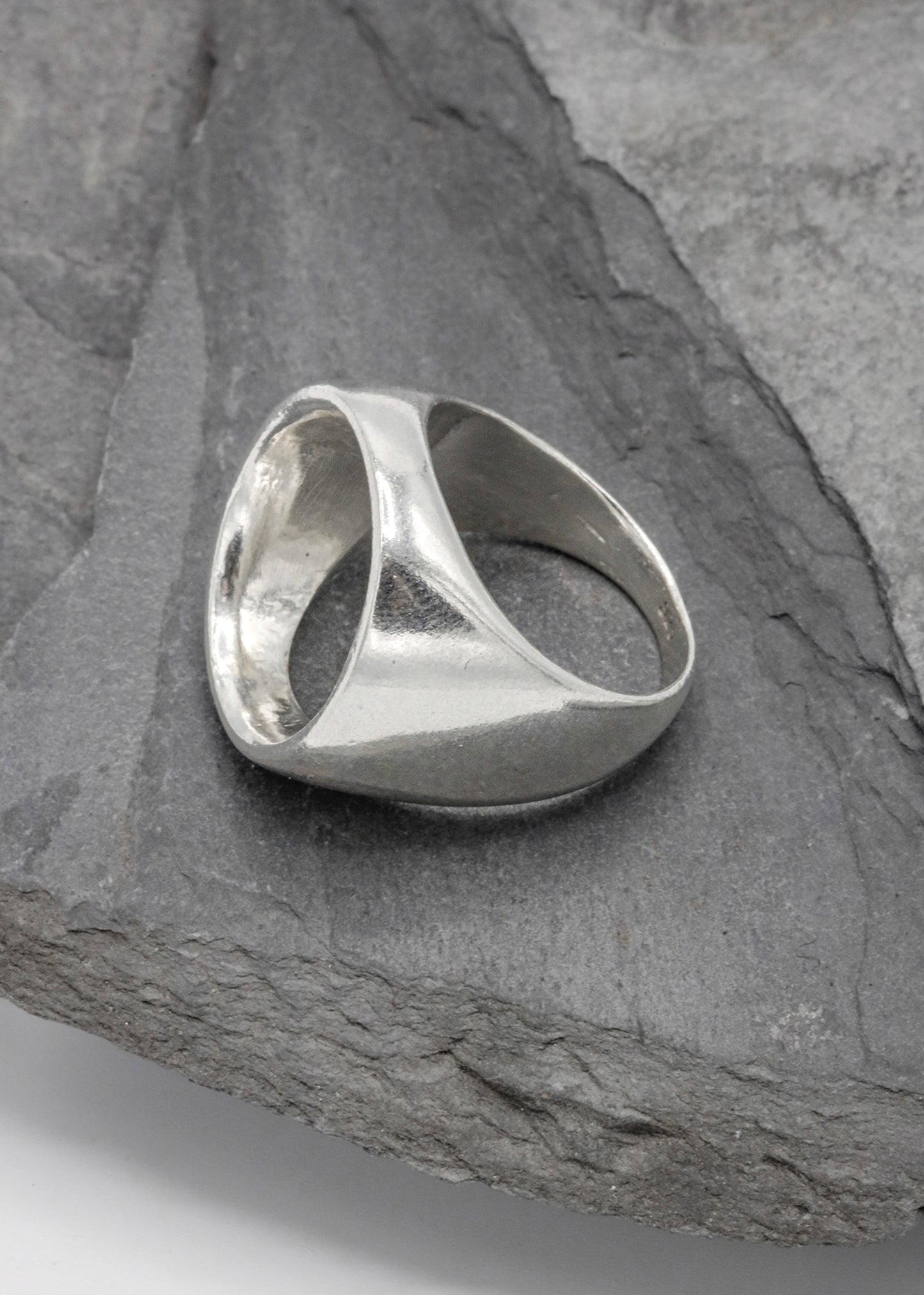 Open Circle Ring