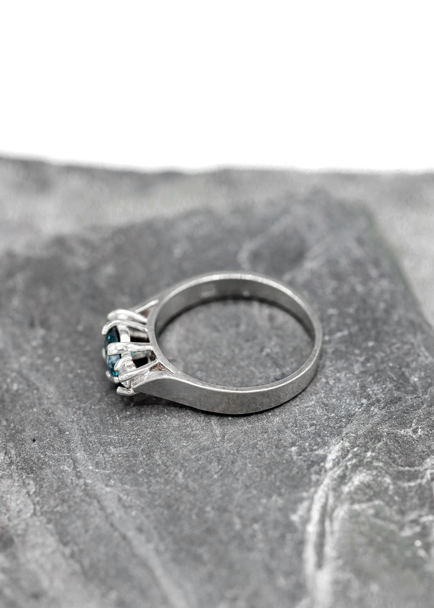 Lizard Queen ring- blue