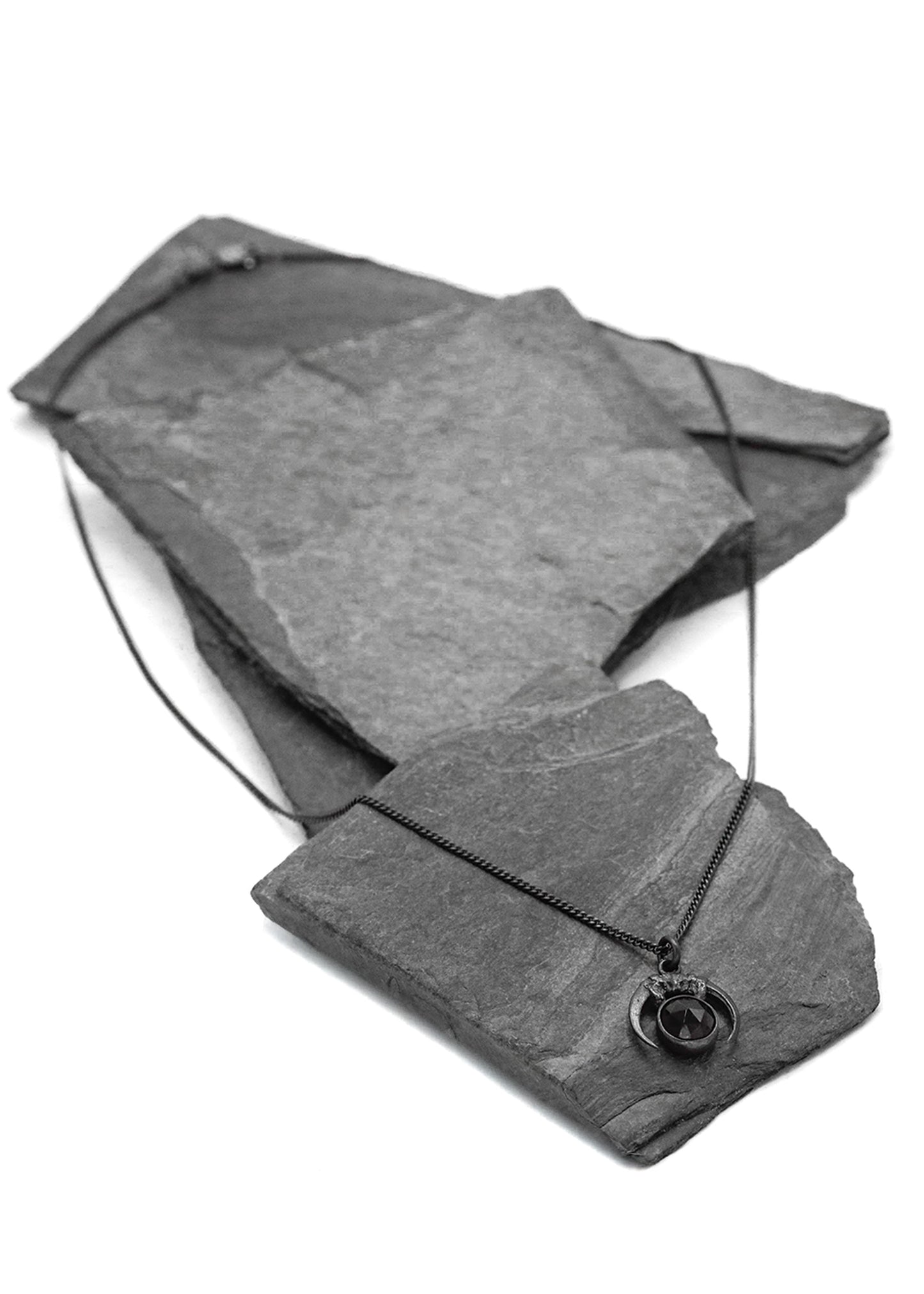 Luna Obscura pendant