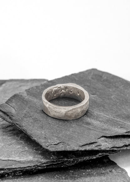 Pink/ red sapphire stacker ring