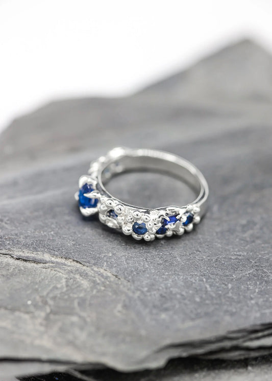 Klewless Azure cluster ring
