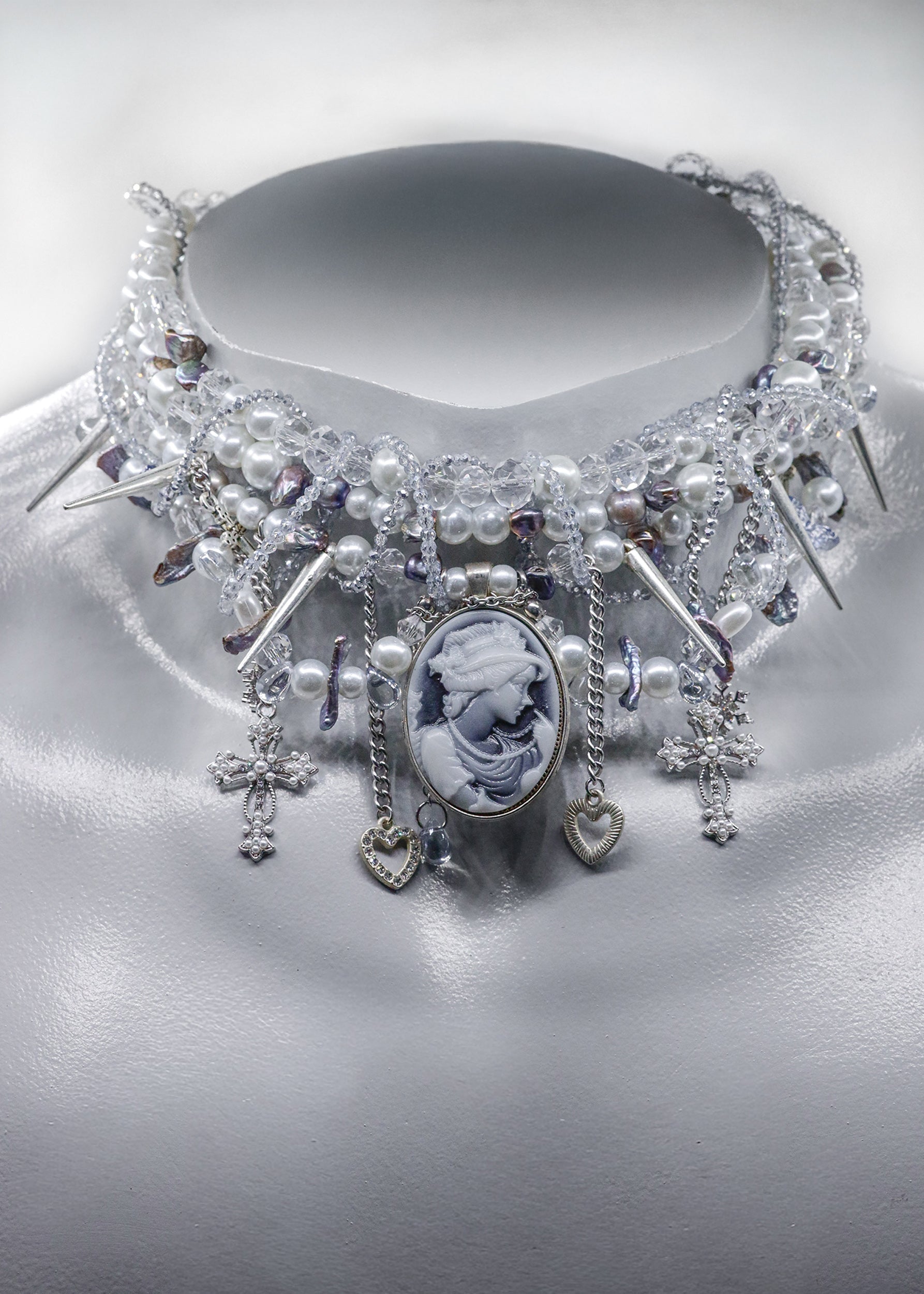 Moss Pixie Beaded cameo necklace Bizarre Bazaar