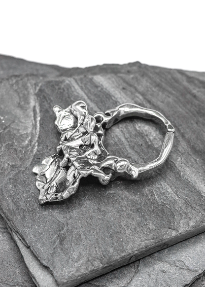 Clove Design Crystalline ring Bizarre Bazaar