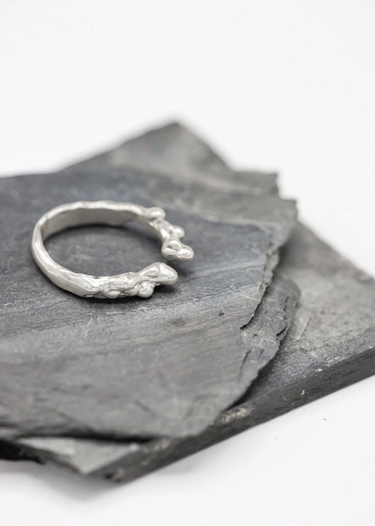 Thorn Jewellery Drippy ring