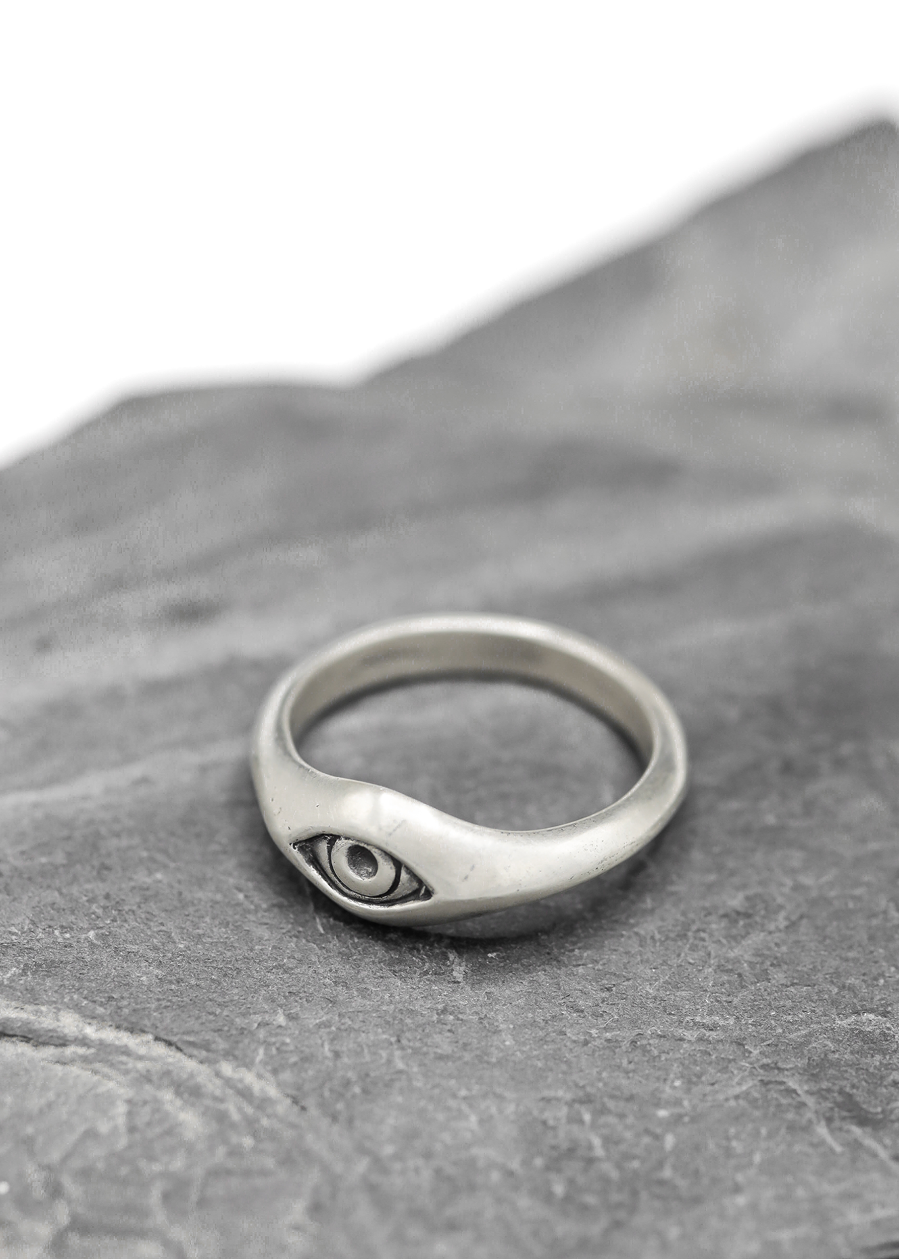 Screaming Jewellery Eye Ring Bizarre Bazaar