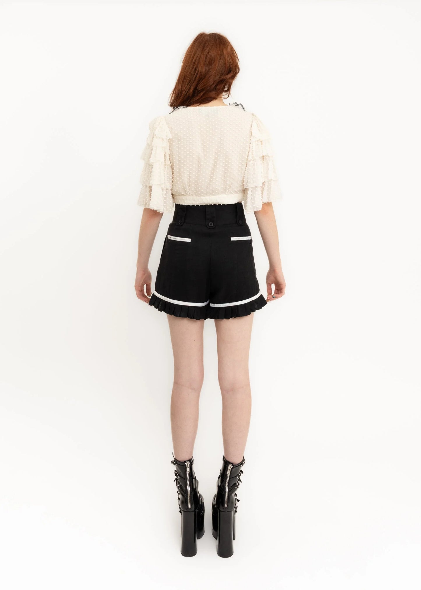 Madame Hawke by Ruby Frill hem linen shorts