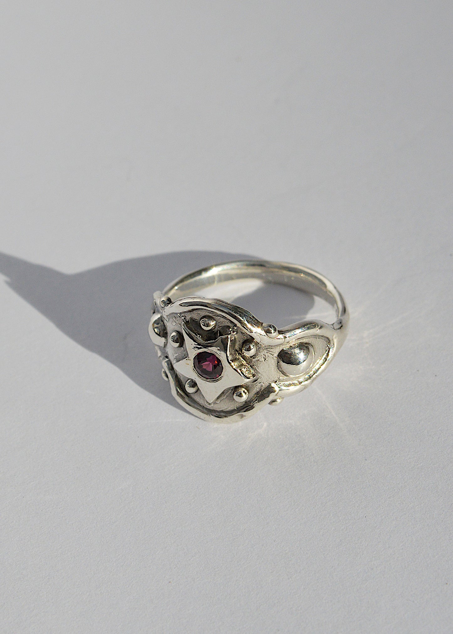 Lucent Ring