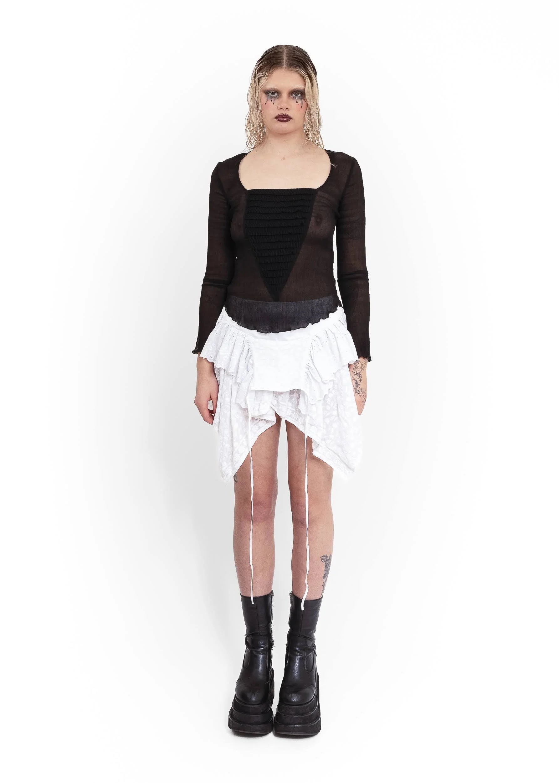 Age of Aquarius Odessa mini skirt- white