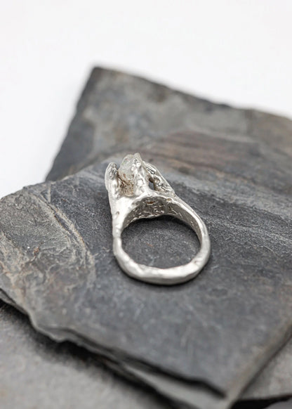 Cameleon Shines Opal ring