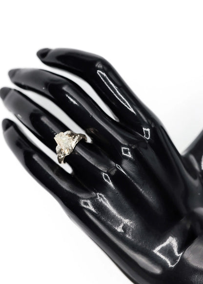 Cameleon Shines Opal ring