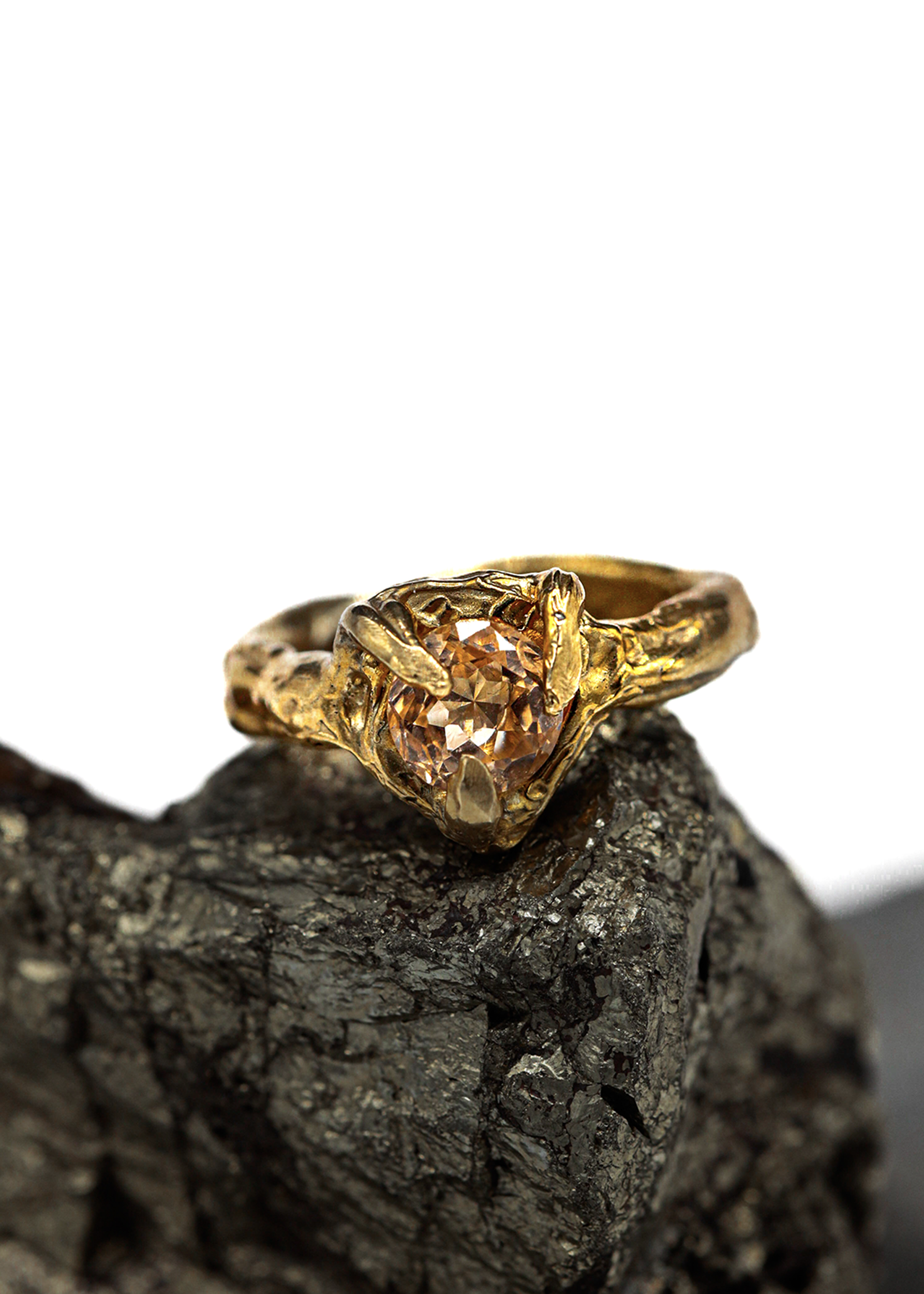Peach Dreamz ring