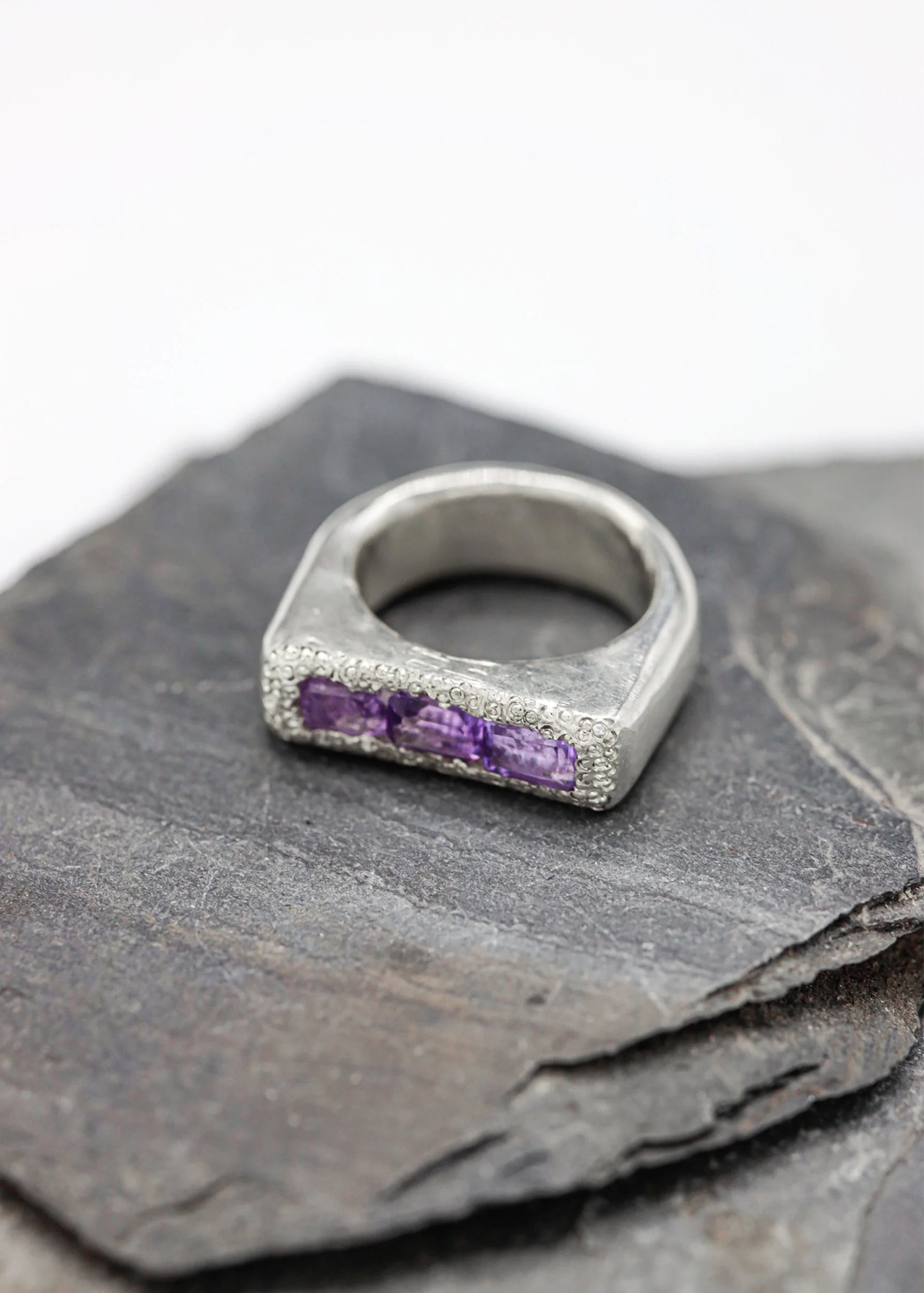 Maxx Jewels Ring #1 ’Amethyst’