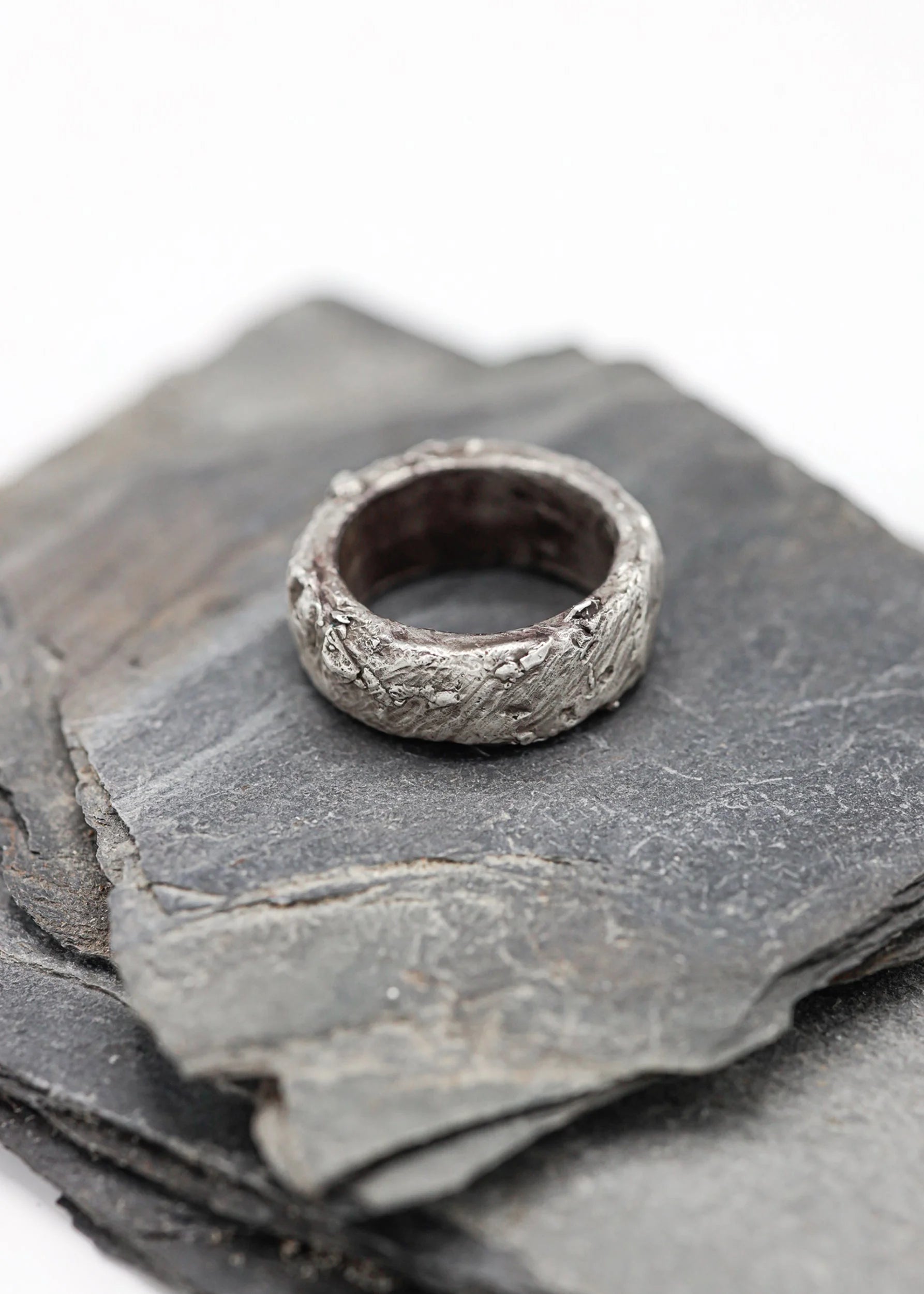 Maxx Jewels Ring #4 ’Rubble’