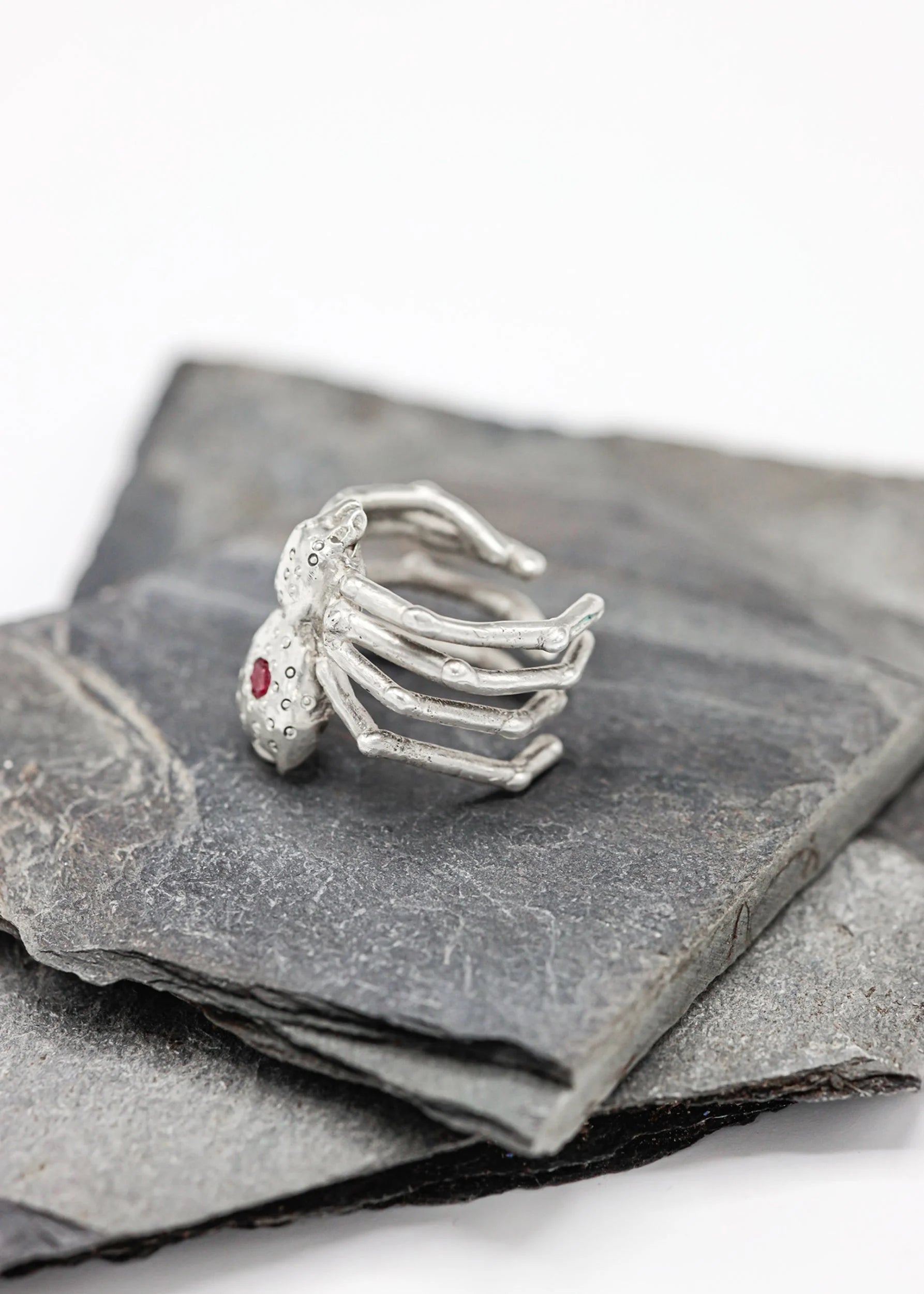 Maxx Jewels Ring #6 ’Tetteh Anansi’ spider ring