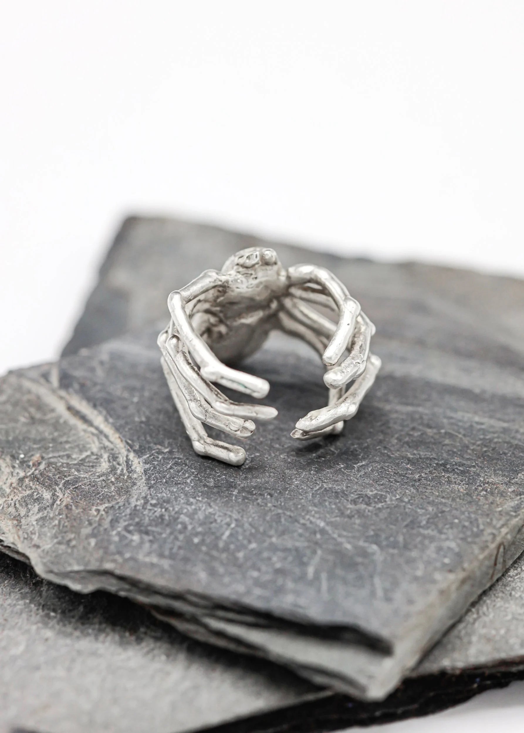 Maxx Jewels Ring #6 ’Tetteh Anansi’ spider ring