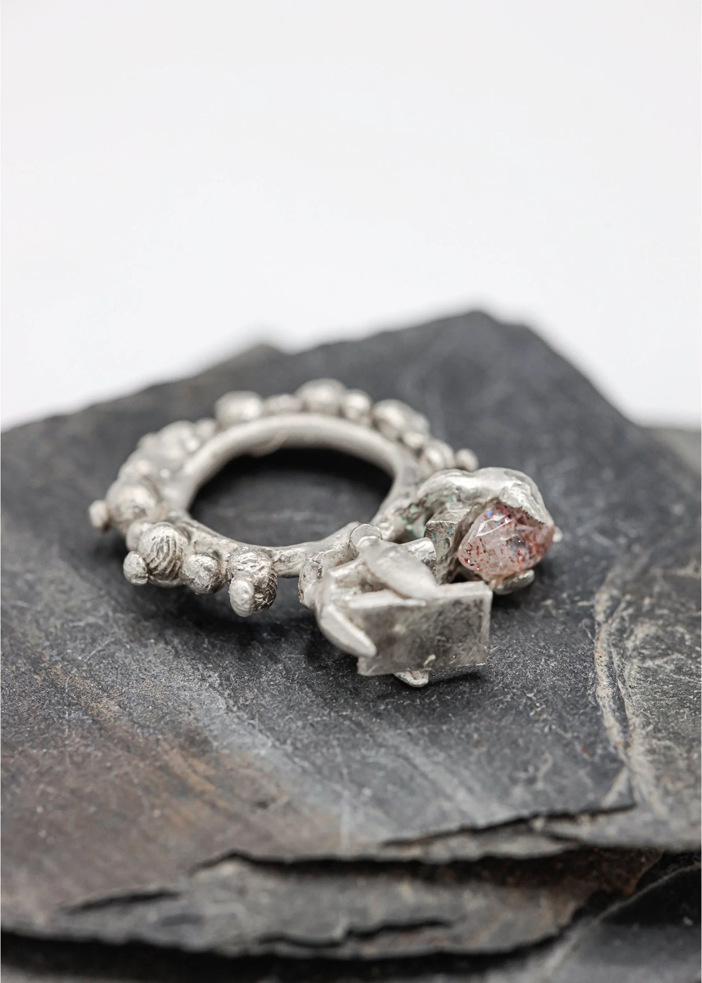 Maxx Jewels Ring #8 ’Shrapnel’
