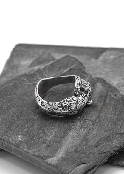 Nick Rule Sterling silver leopard ring with ruby eyes Bizarre Bazaar