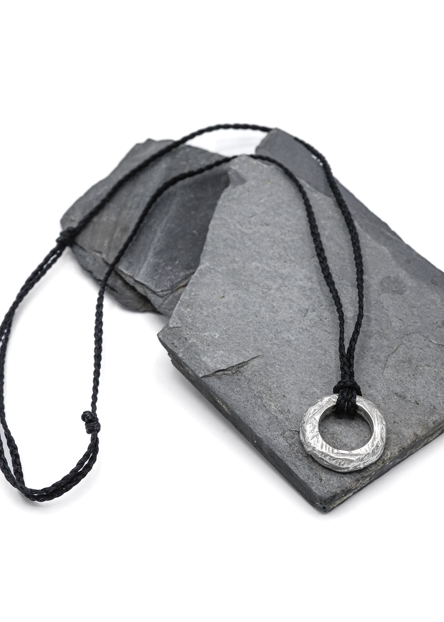 EDP Metals Textured loop necklace Bizarre Bazaar